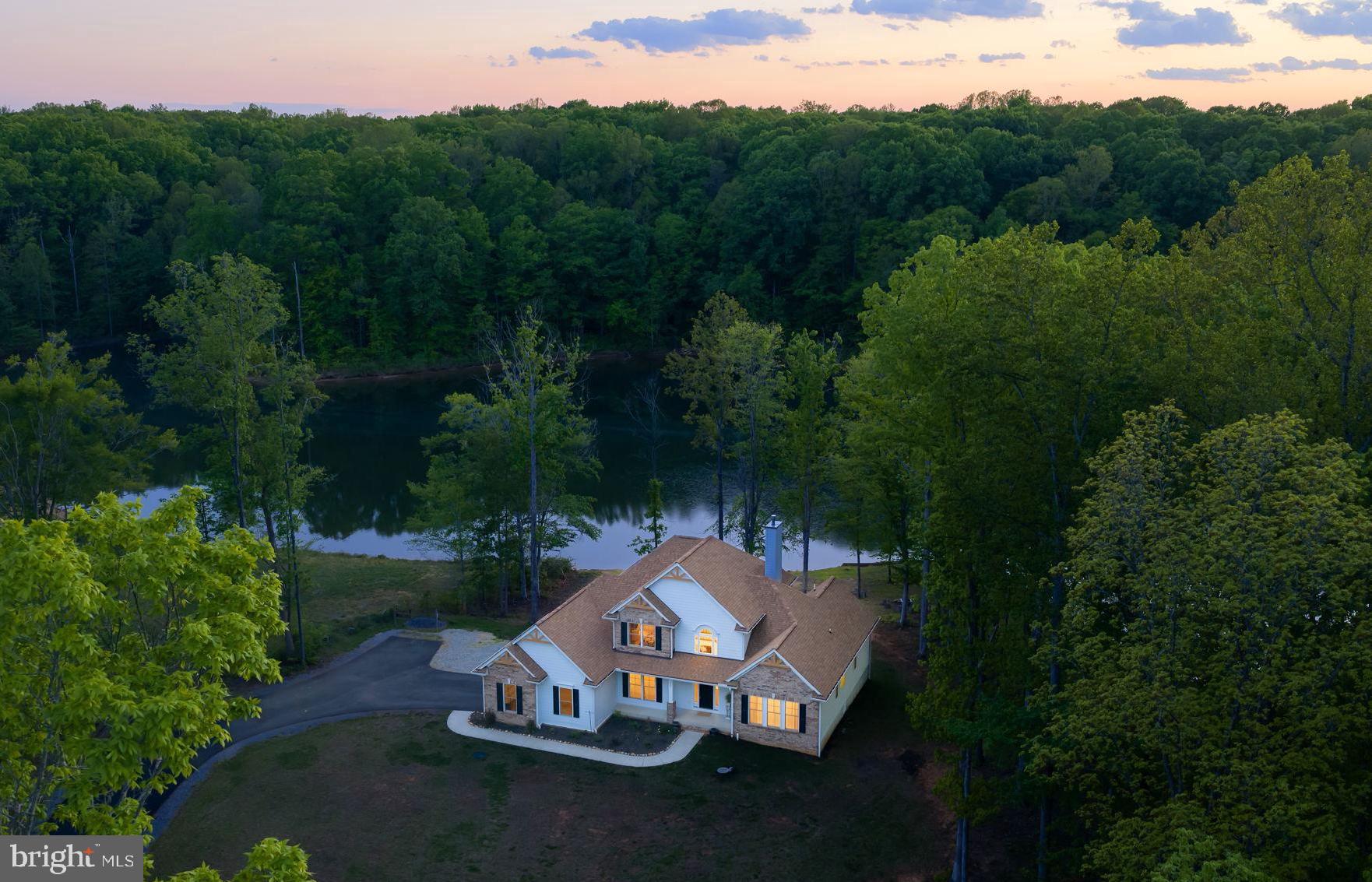 NOAH'S LANDING - Residential