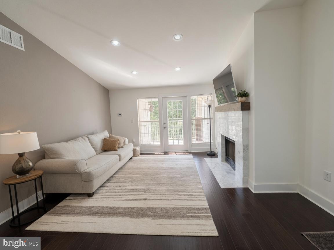 20960 TIMBER RIDGE TERRACE 303