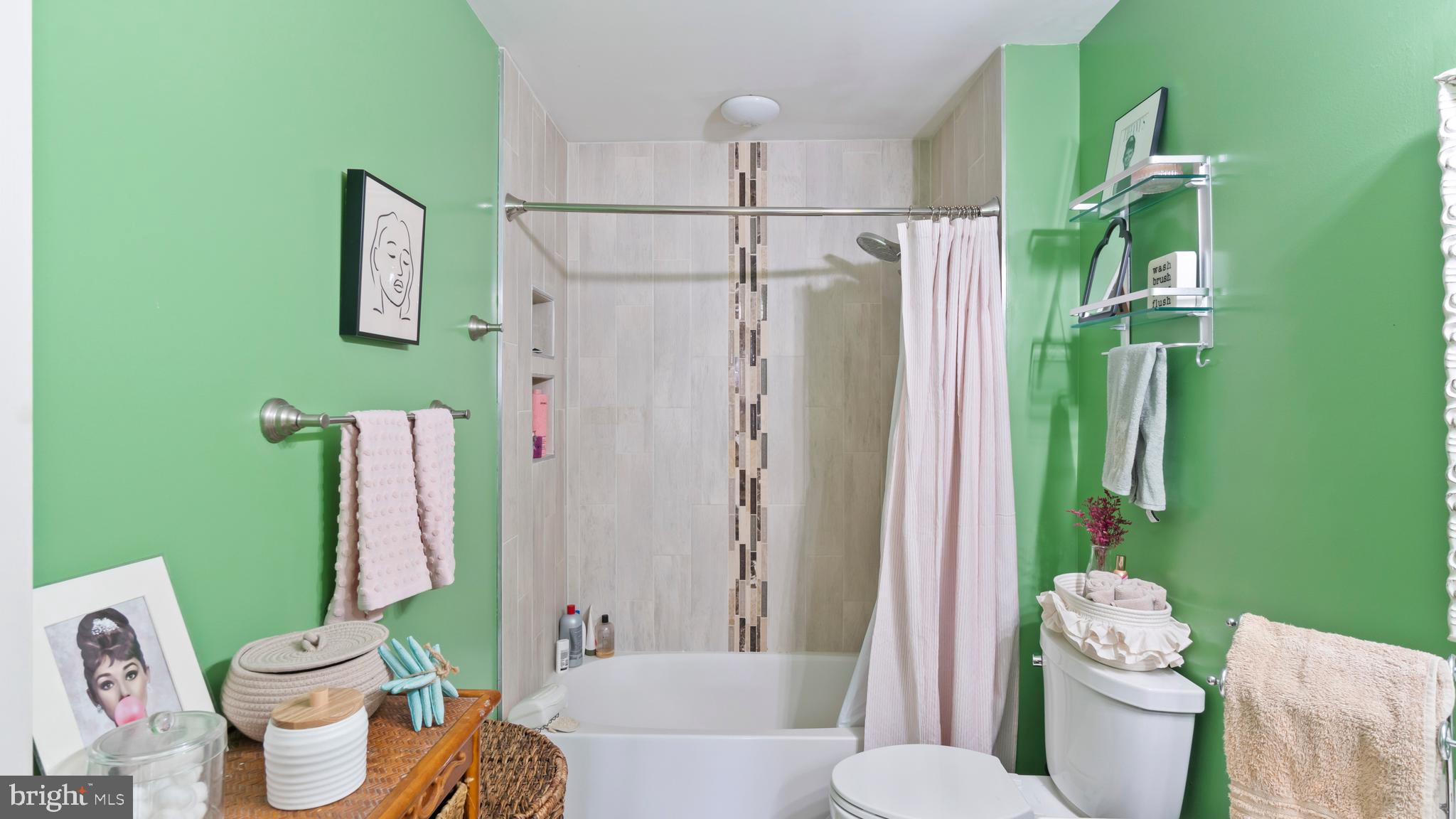 COKESBURY MANOR - Residential