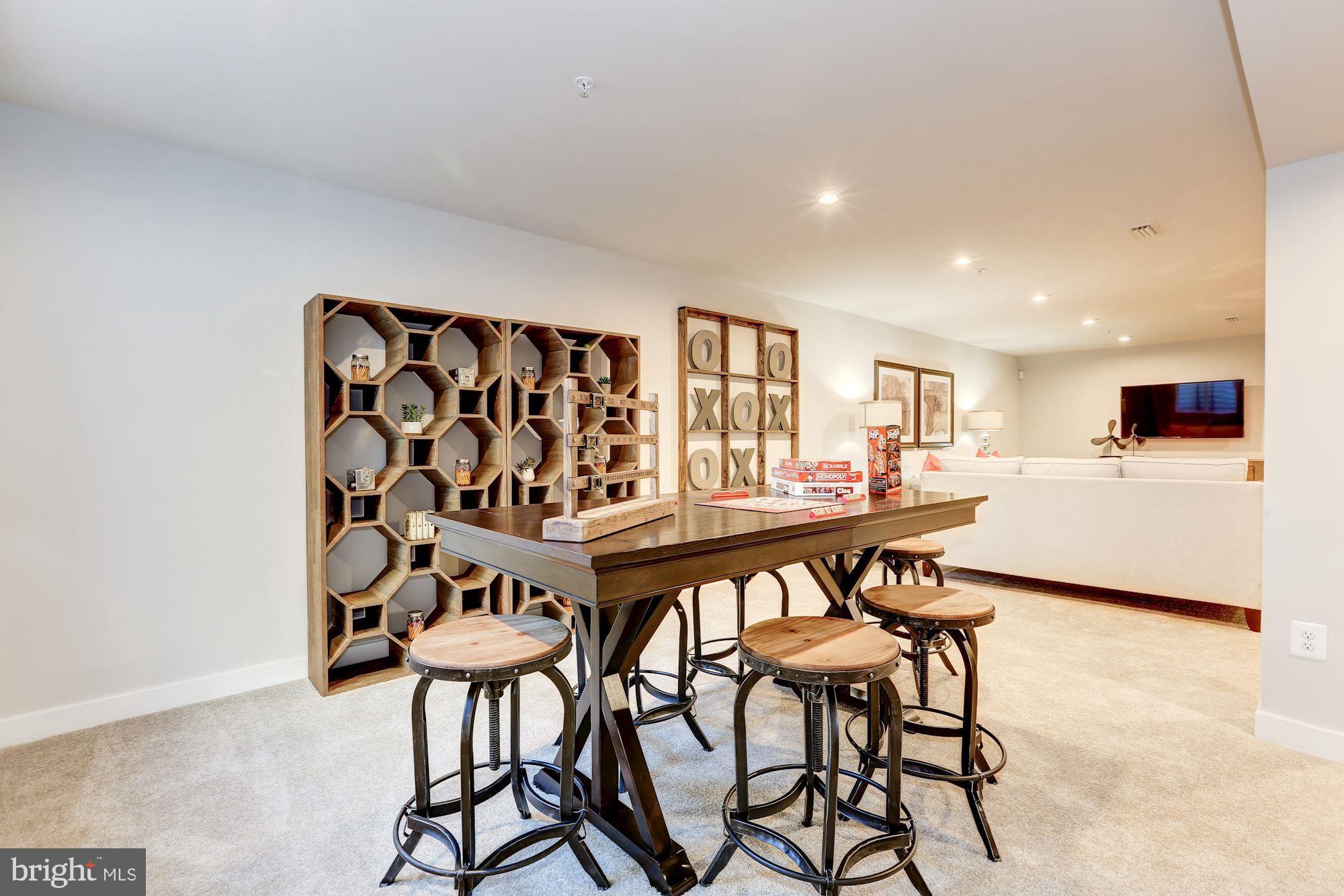 BROOKFIELD - Residential