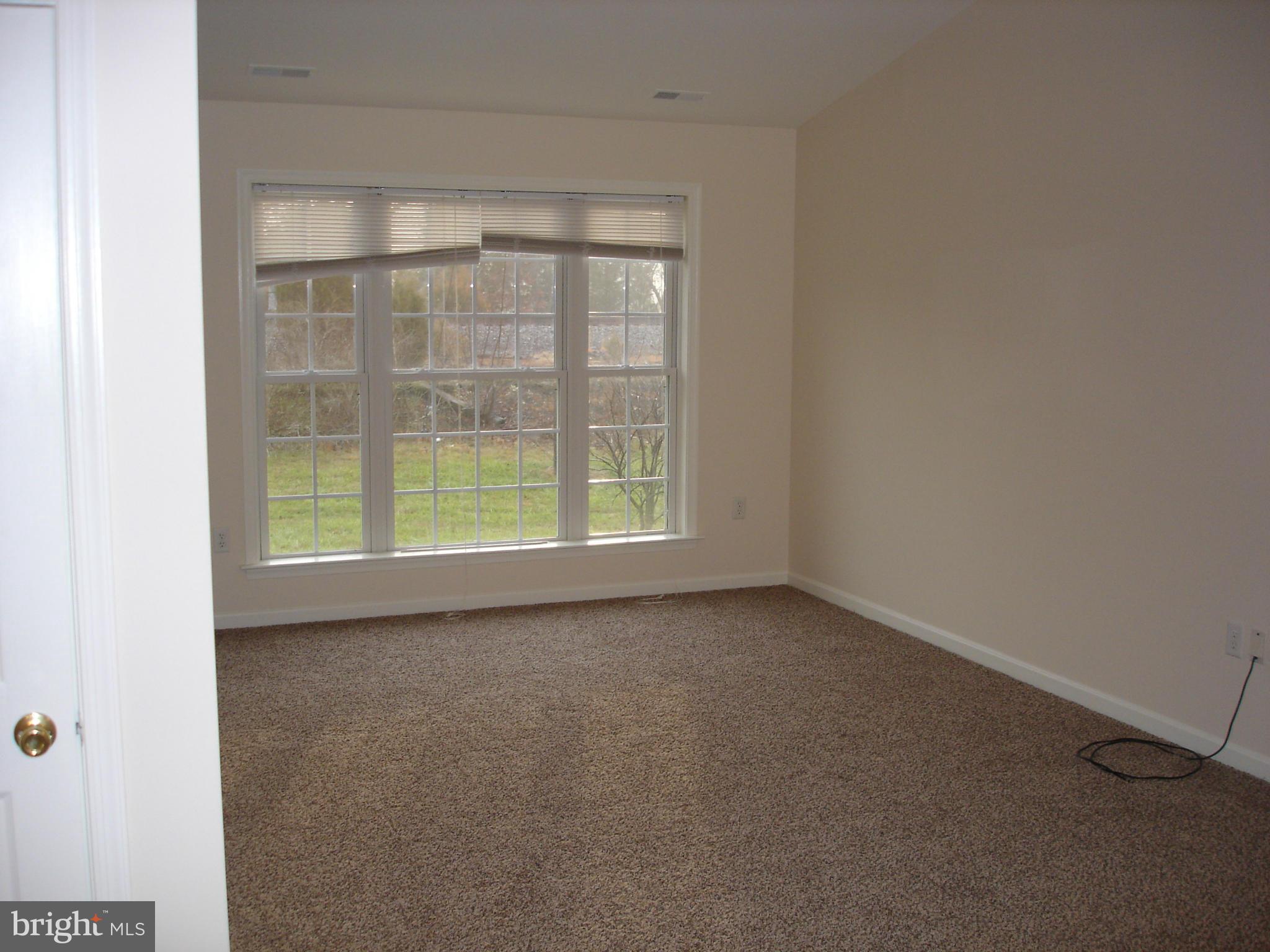 HAMMONDS MILL - Residential Lease