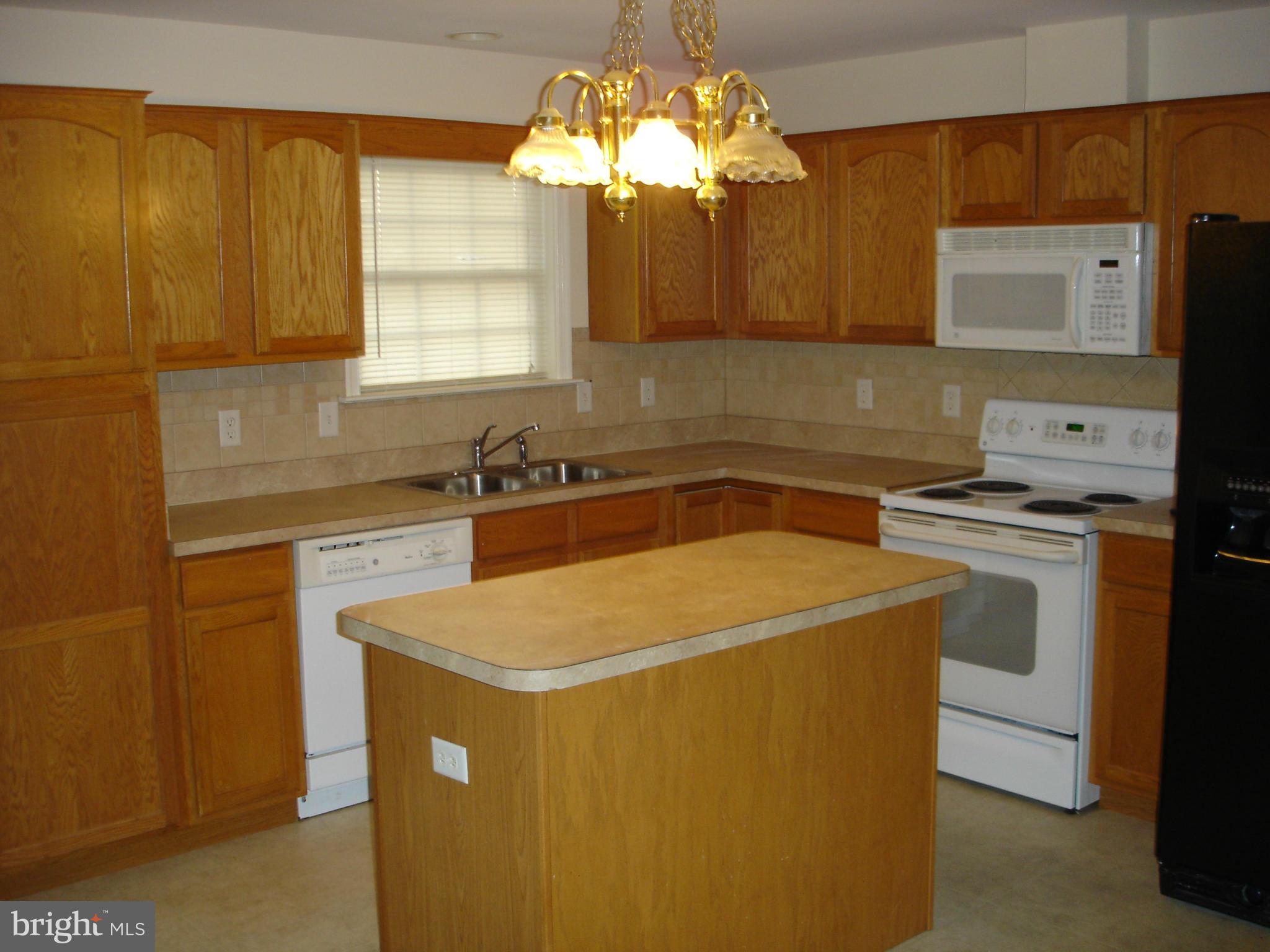 HAMMONDS MILL - Residential Lease