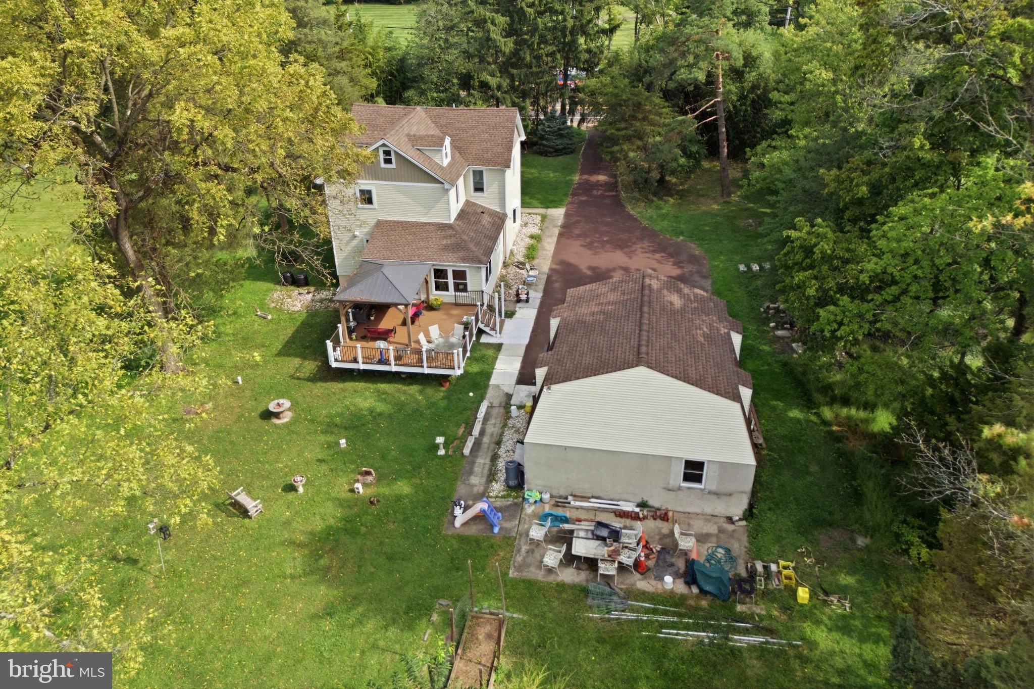 1428 SUMNEYTOWN PIKE