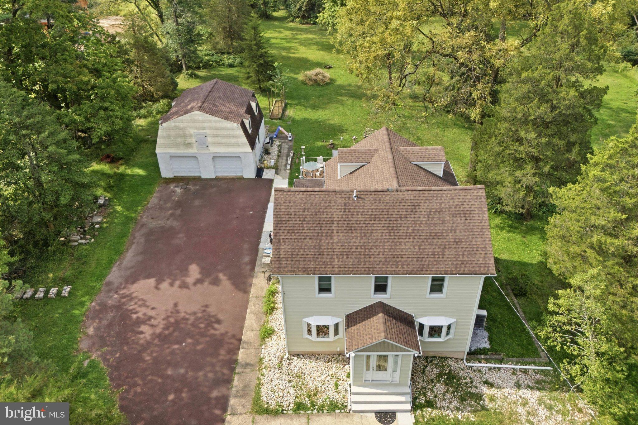 1428 SUMNEYTOWN PIKE