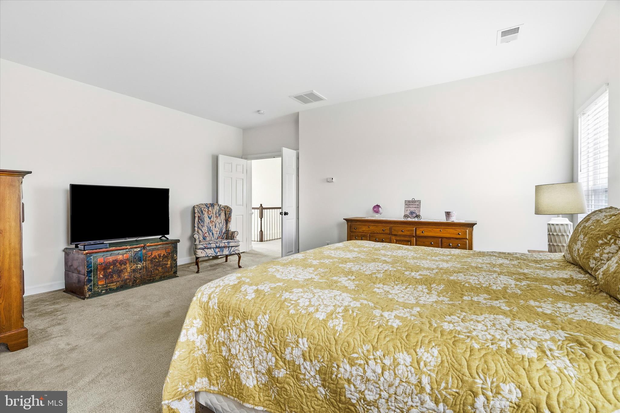 ADAMSTOWN COMMONS - Residential