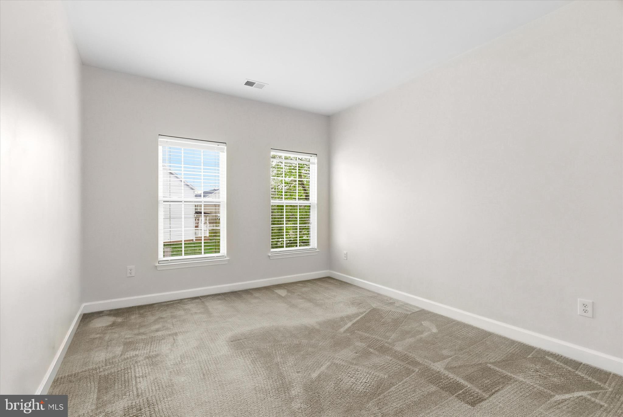 ADAMSTOWN COMMONS - Residential