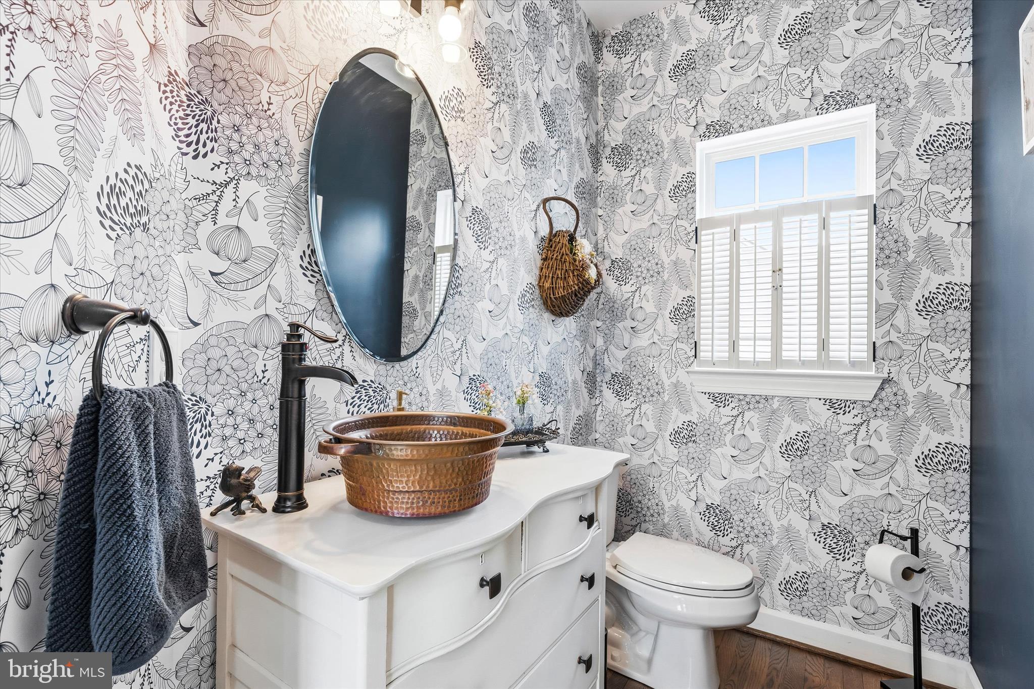 ADAMSTOWN COMMONS - Residential