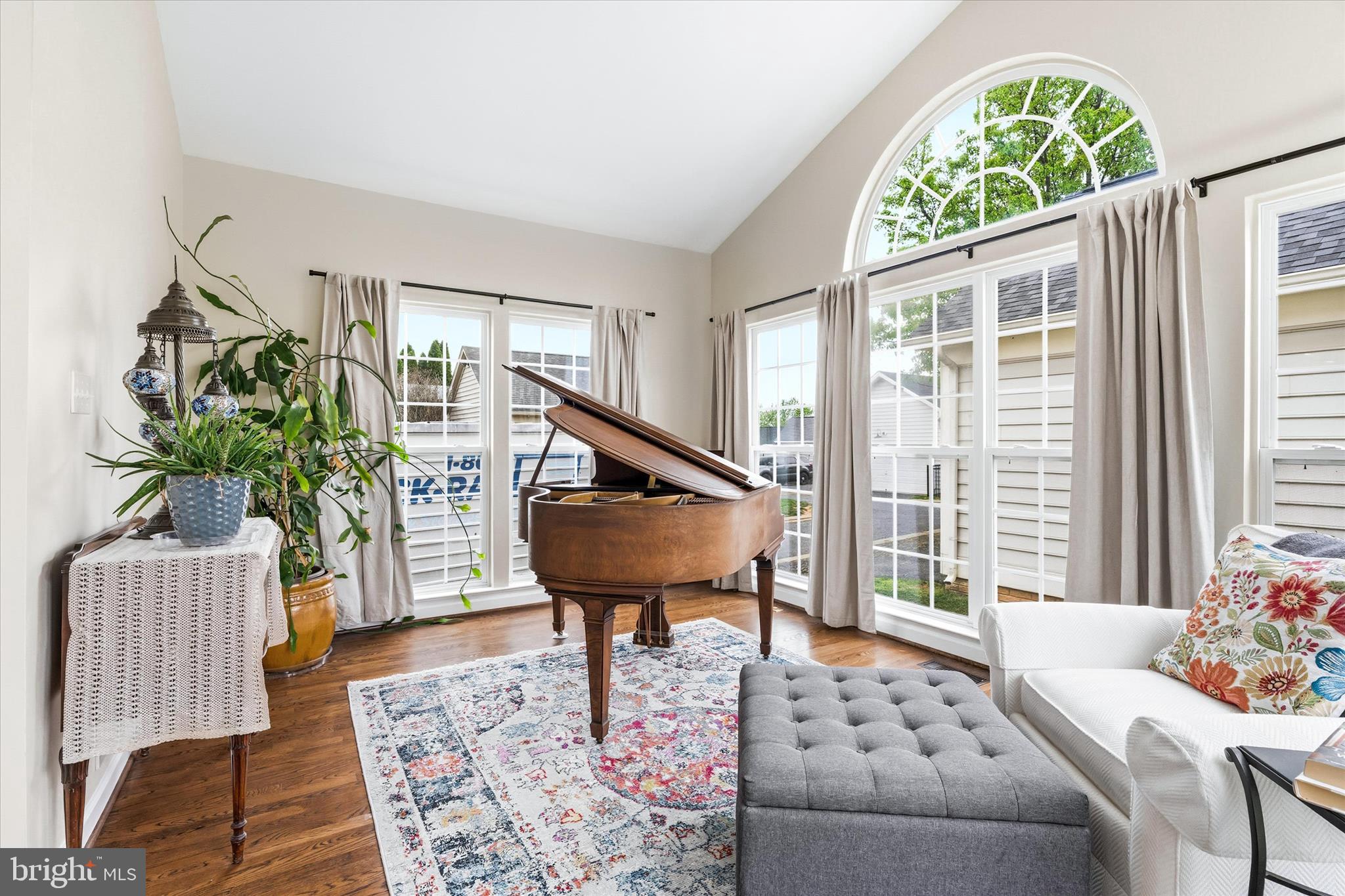 ADAMSTOWN COMMONS - Residential