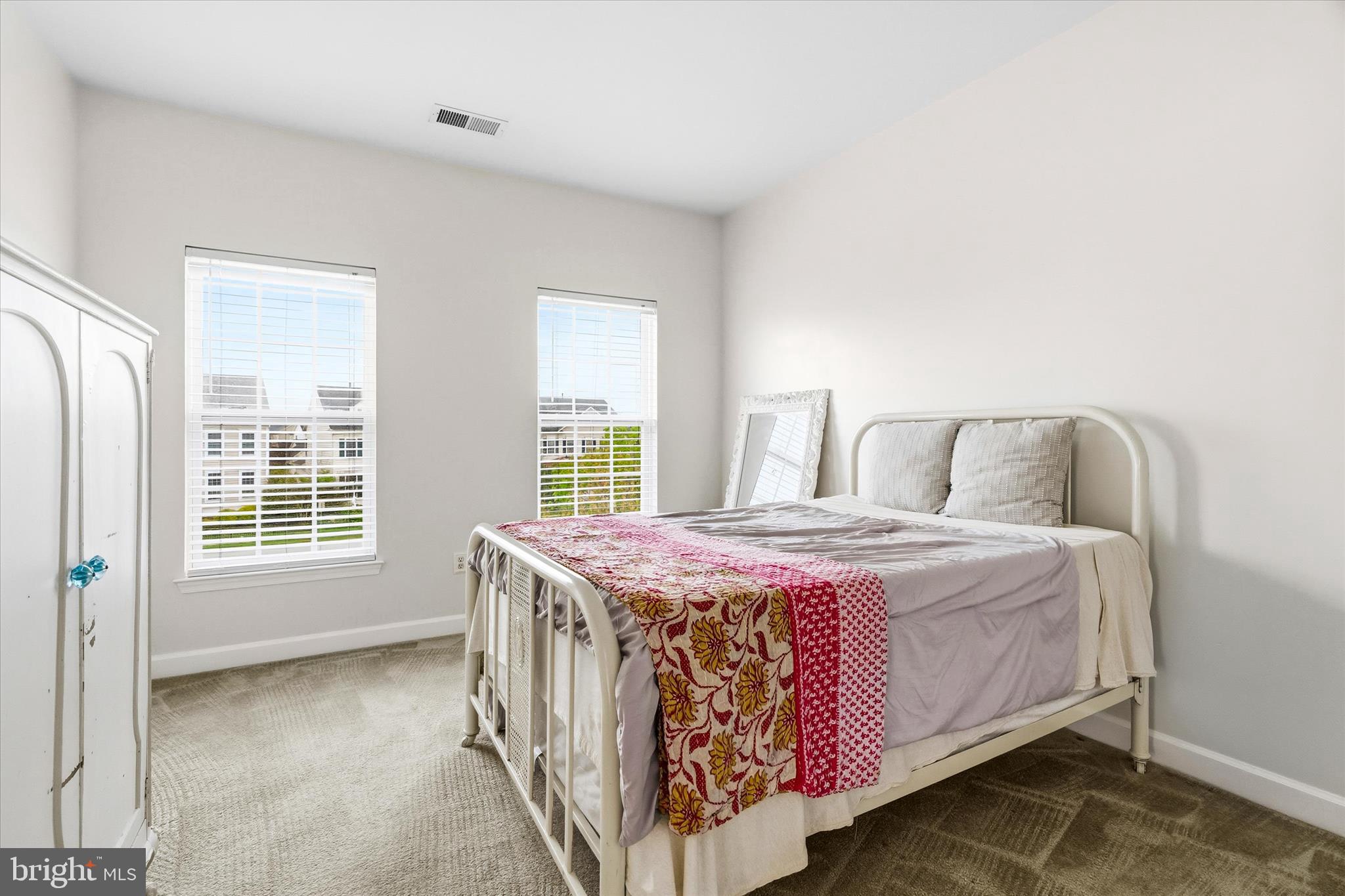 ADAMSTOWN COMMONS - Residential