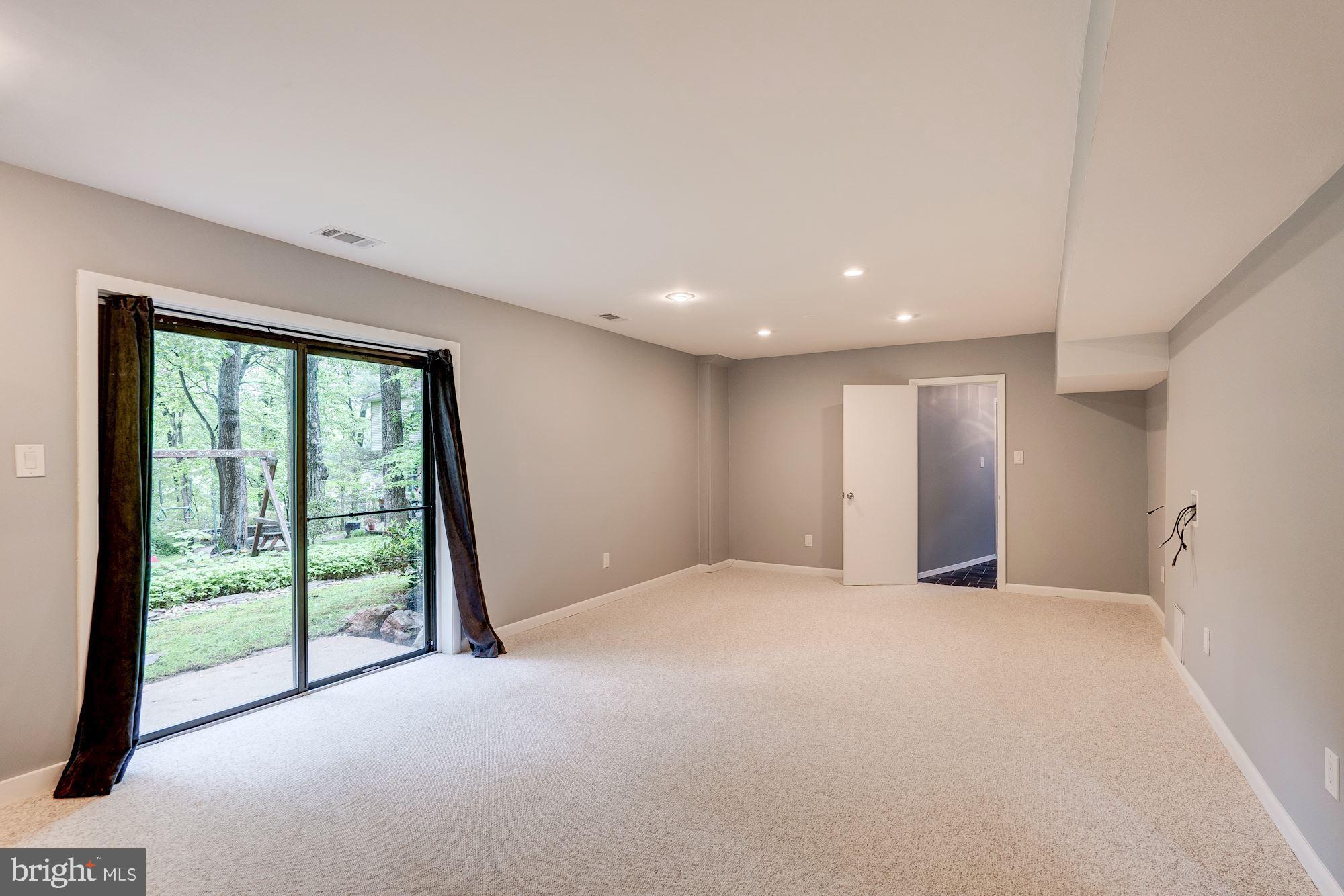 THE TRAILS - Residential