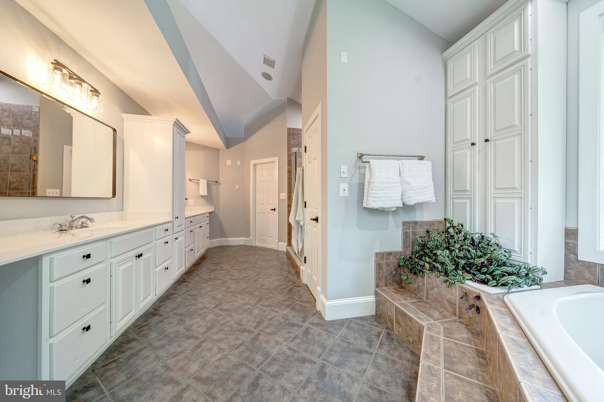 GOOSE CREEK FARMS - Residential