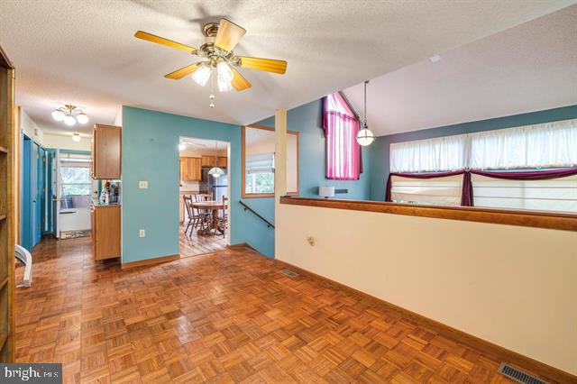 EGYPT BEND ESTATES - Residential