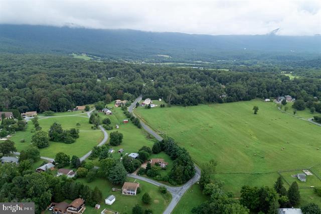 EGYPT BEND ESTATES - Residential