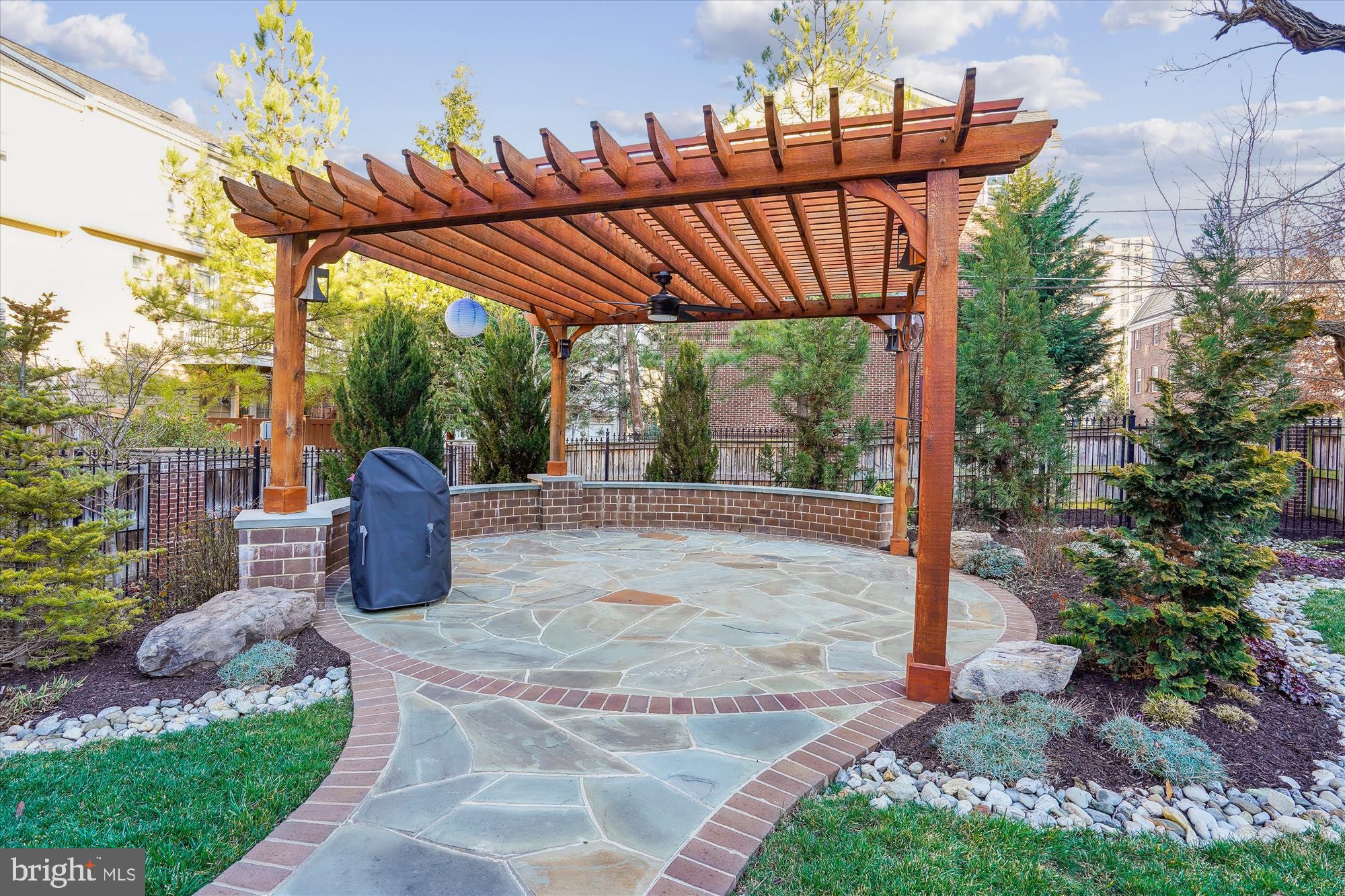 HUNTING CREEK - Residential