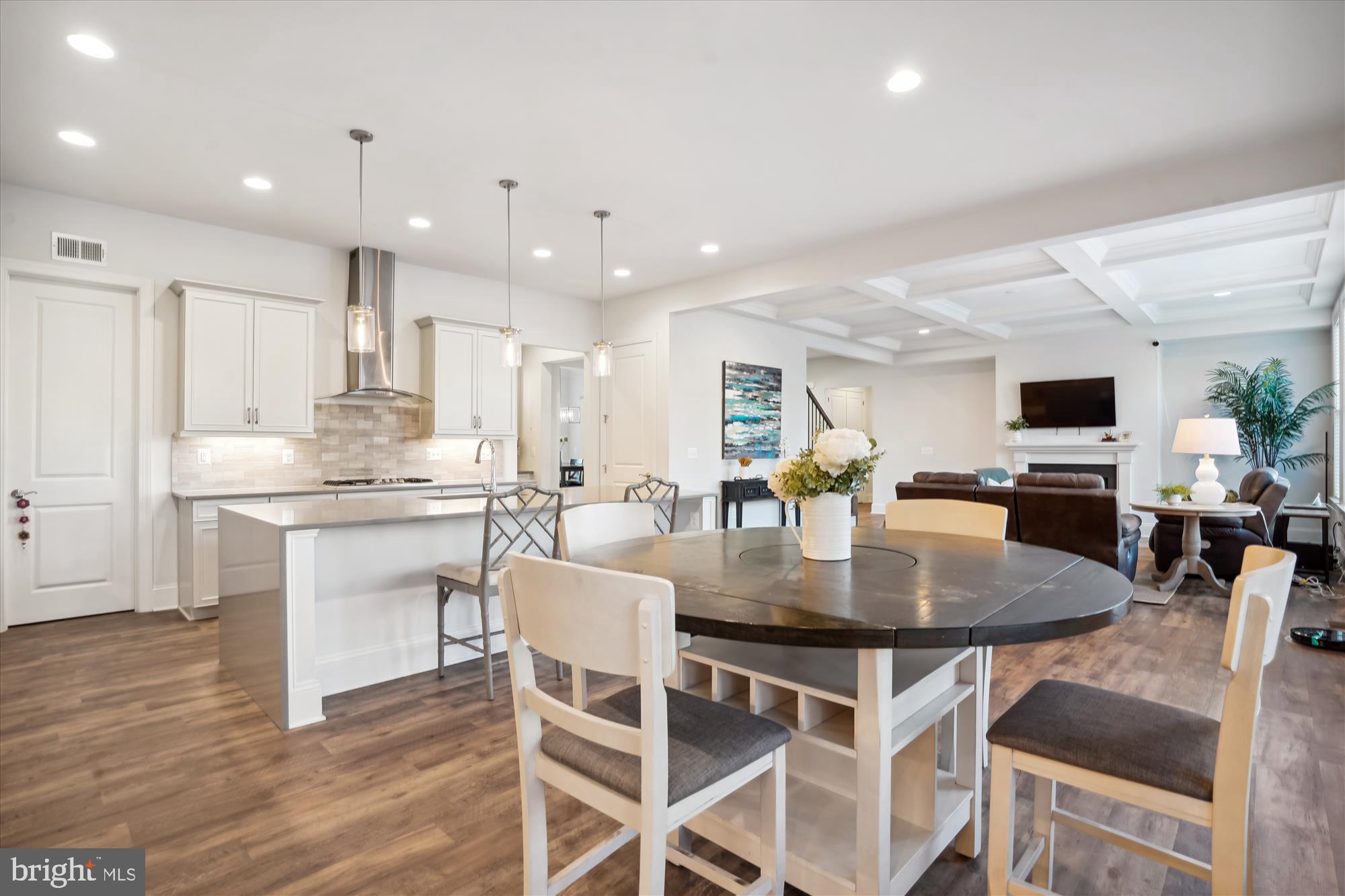 HUNTING CREEK - Residential