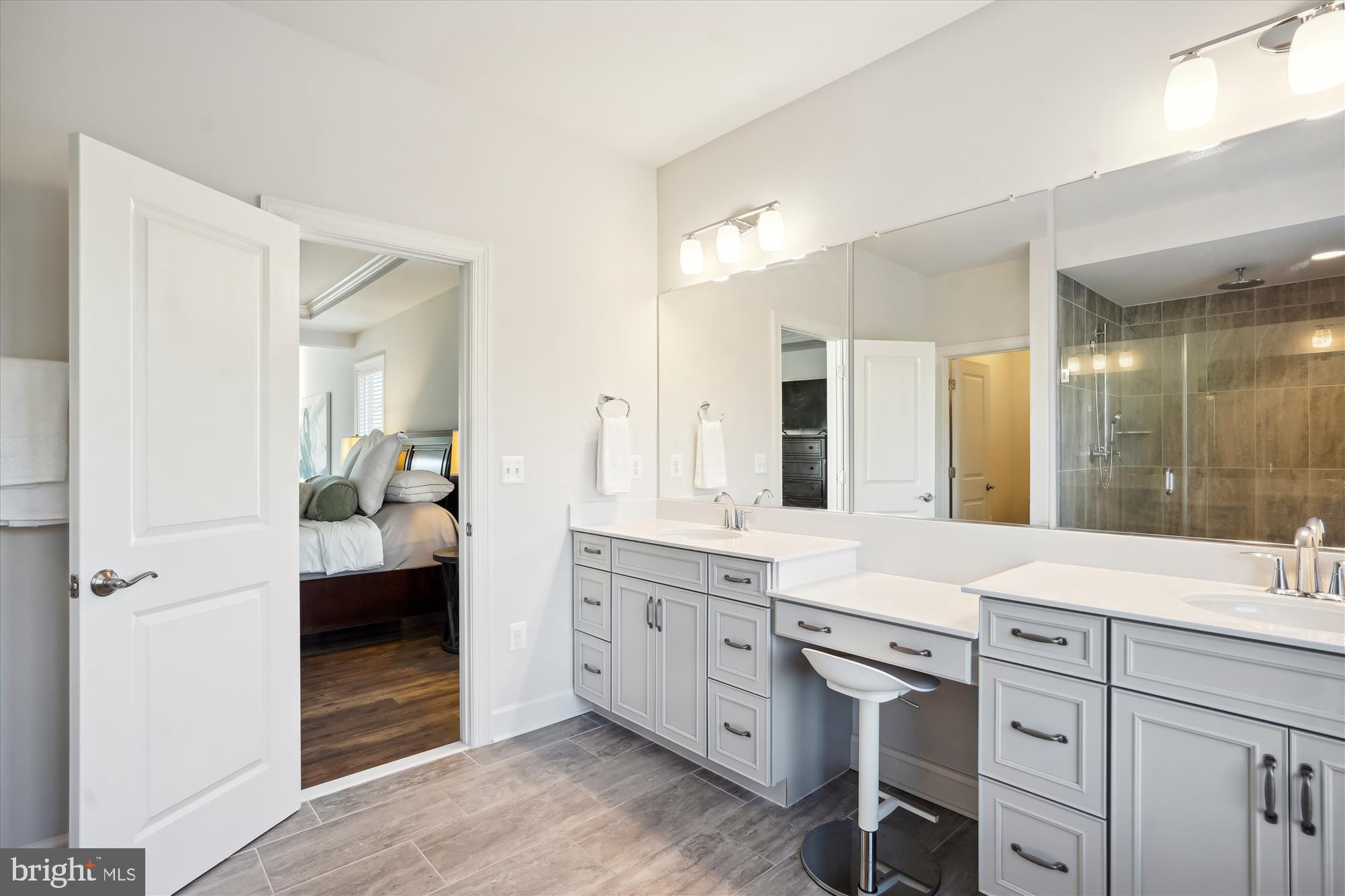 HUNTING CREEK - Residential