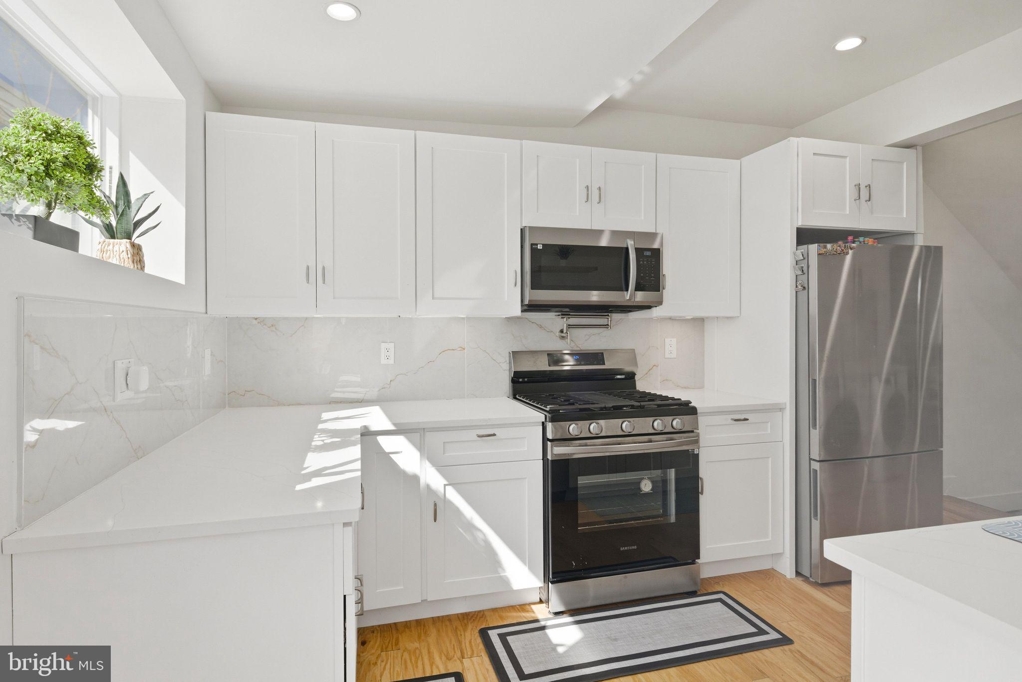 WHITMAN - Residential