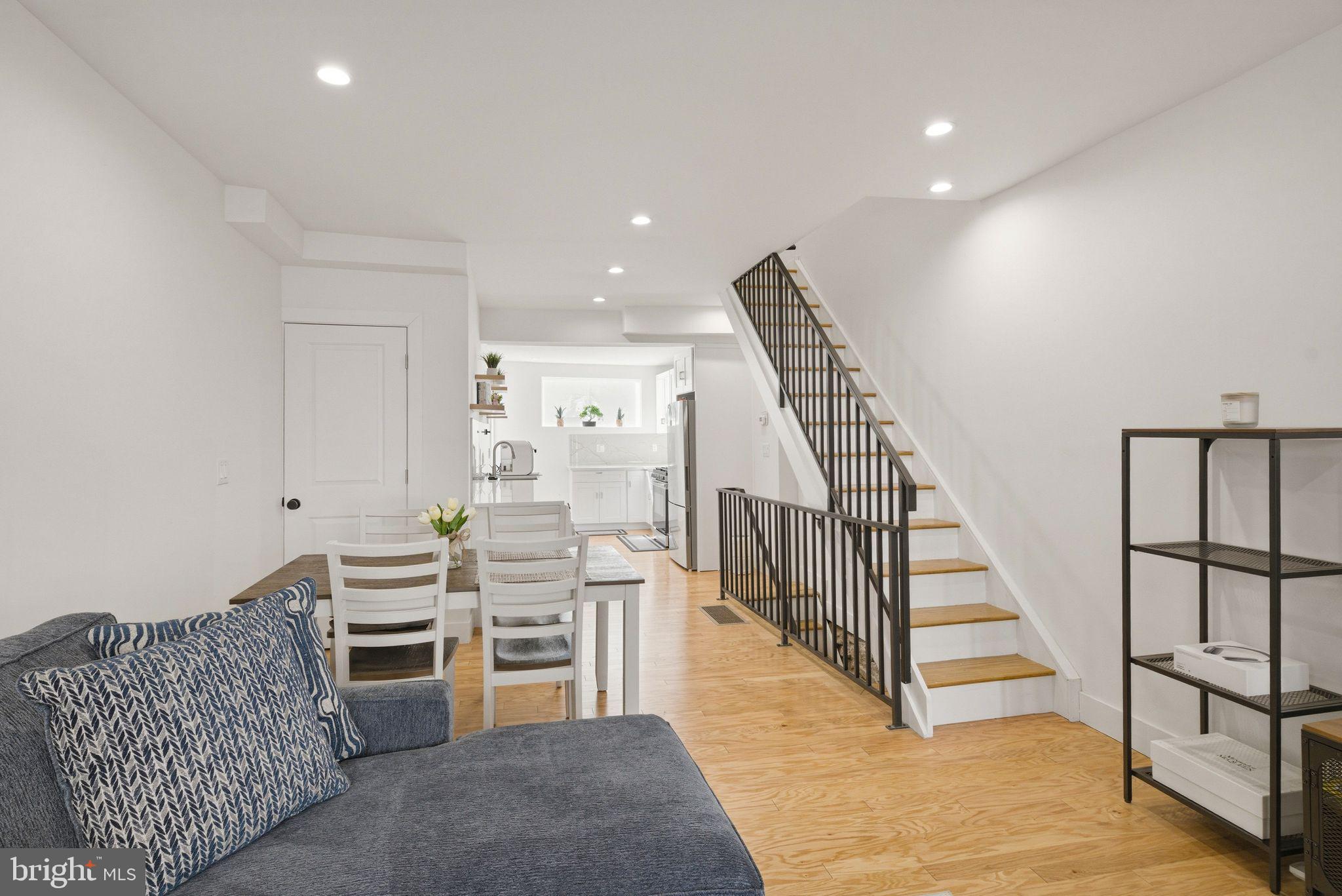 WHITMAN - Residential