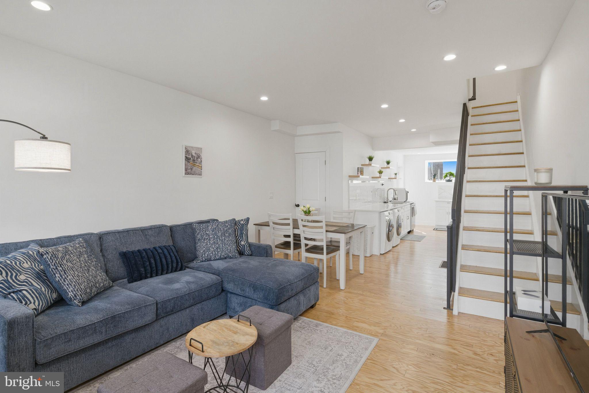 WHITMAN - Residential