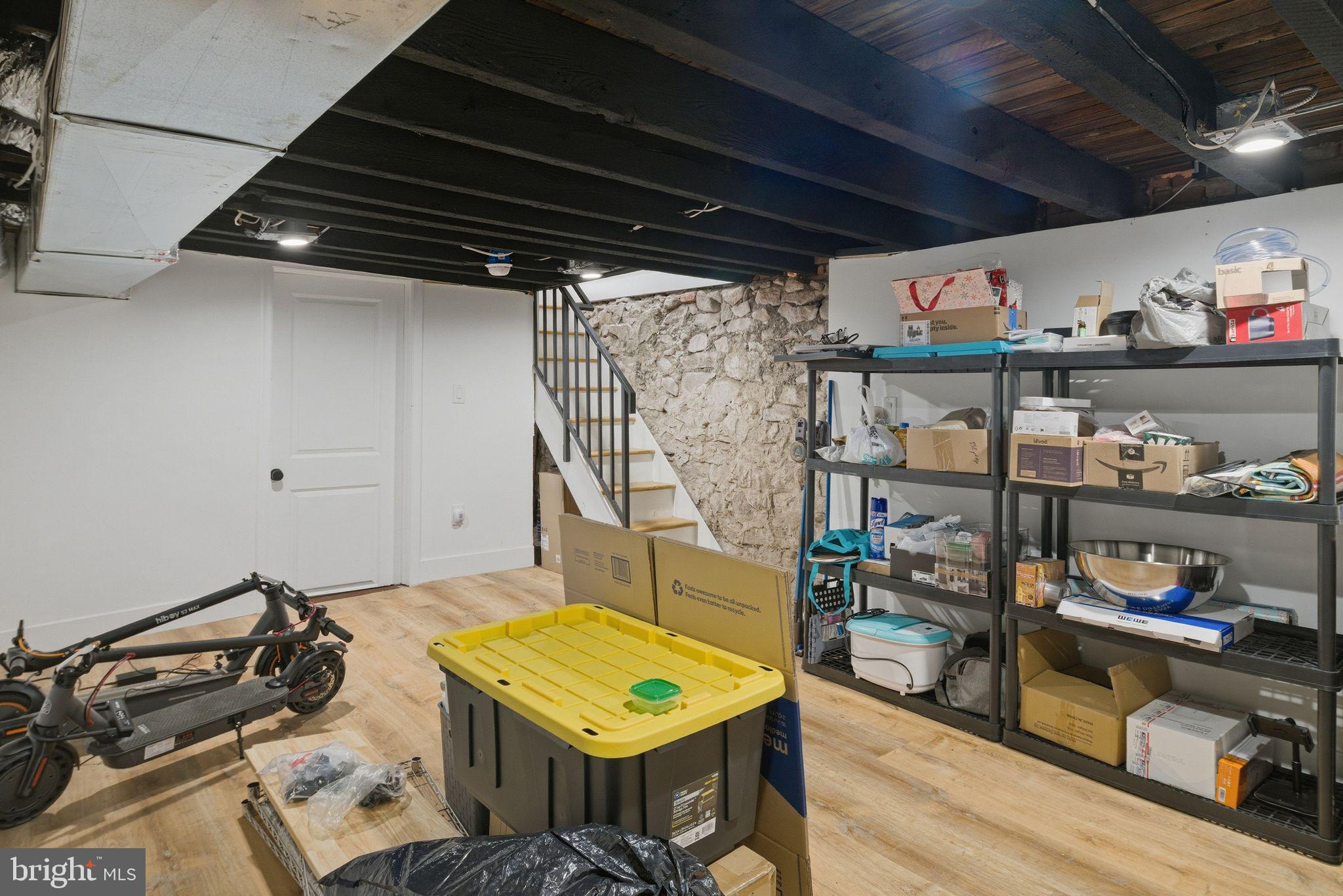 WHITMAN - Residential