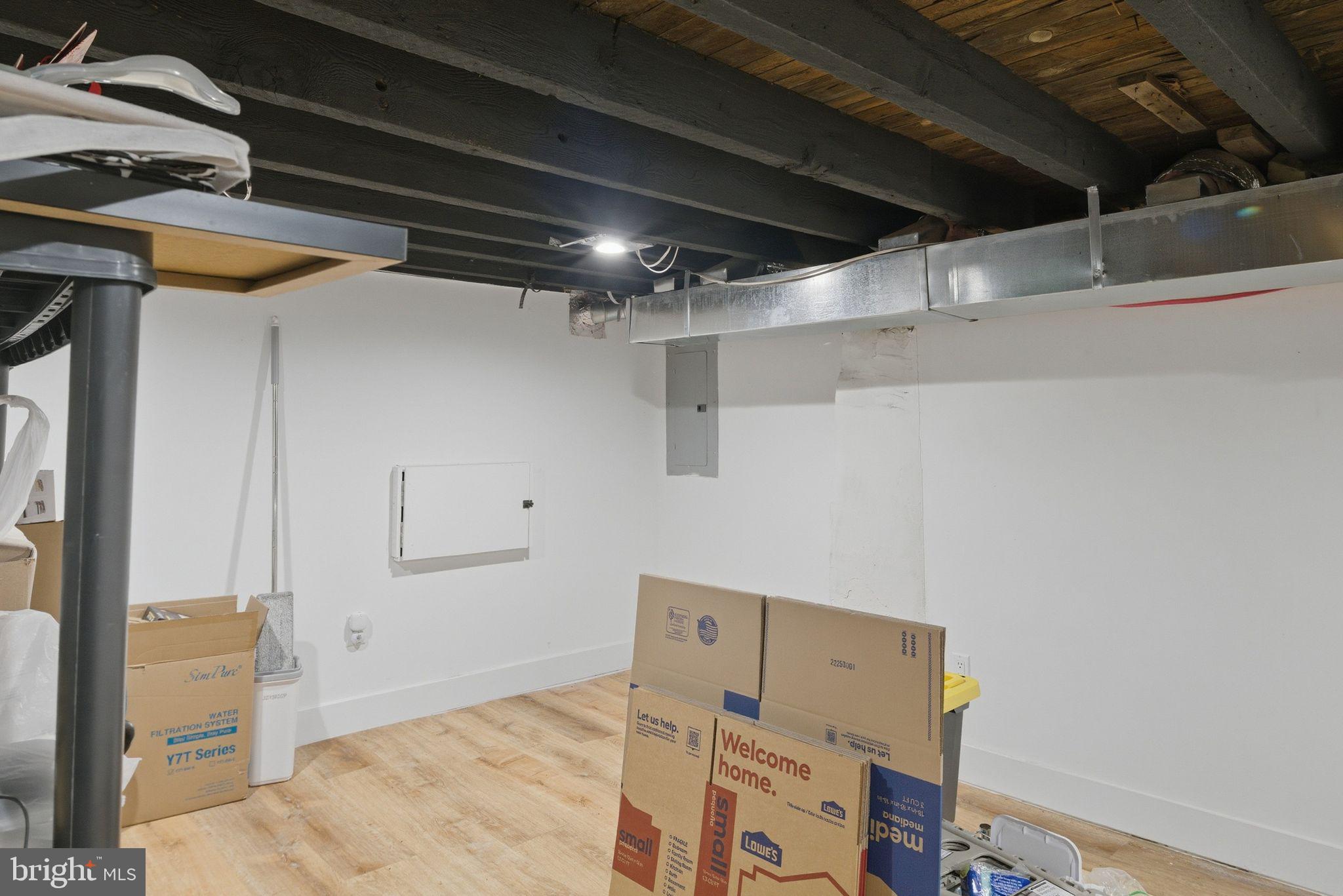 WHITMAN - Residential