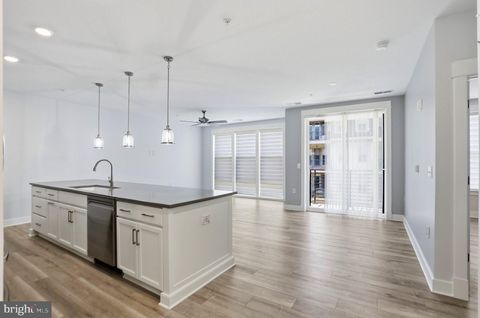 Photo of 23651 Havelock Walk Terrace #304, ASHBURN, VA 20148 (MLS # VALO2126696)