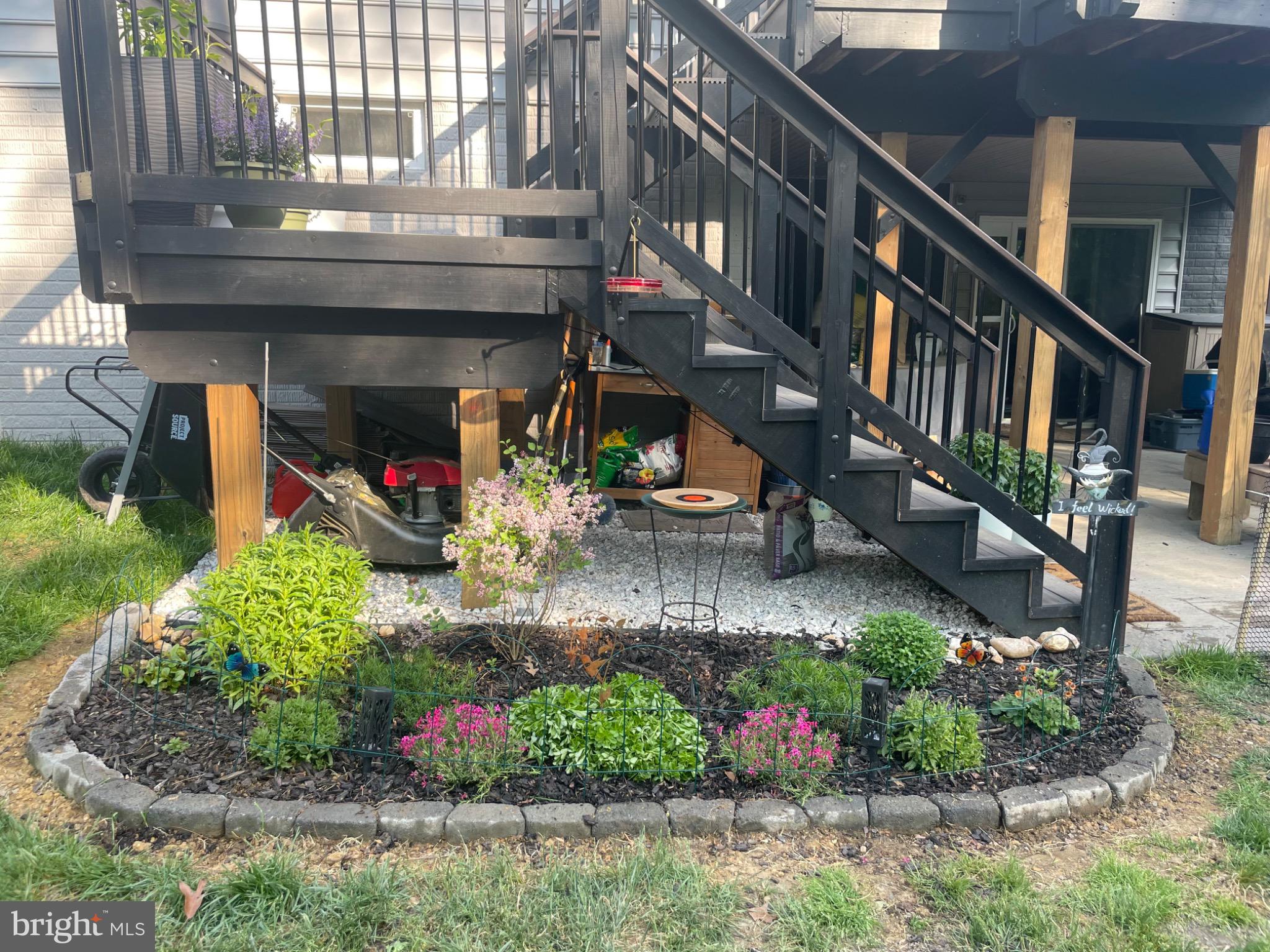 STAFFORD LANDING - Residential