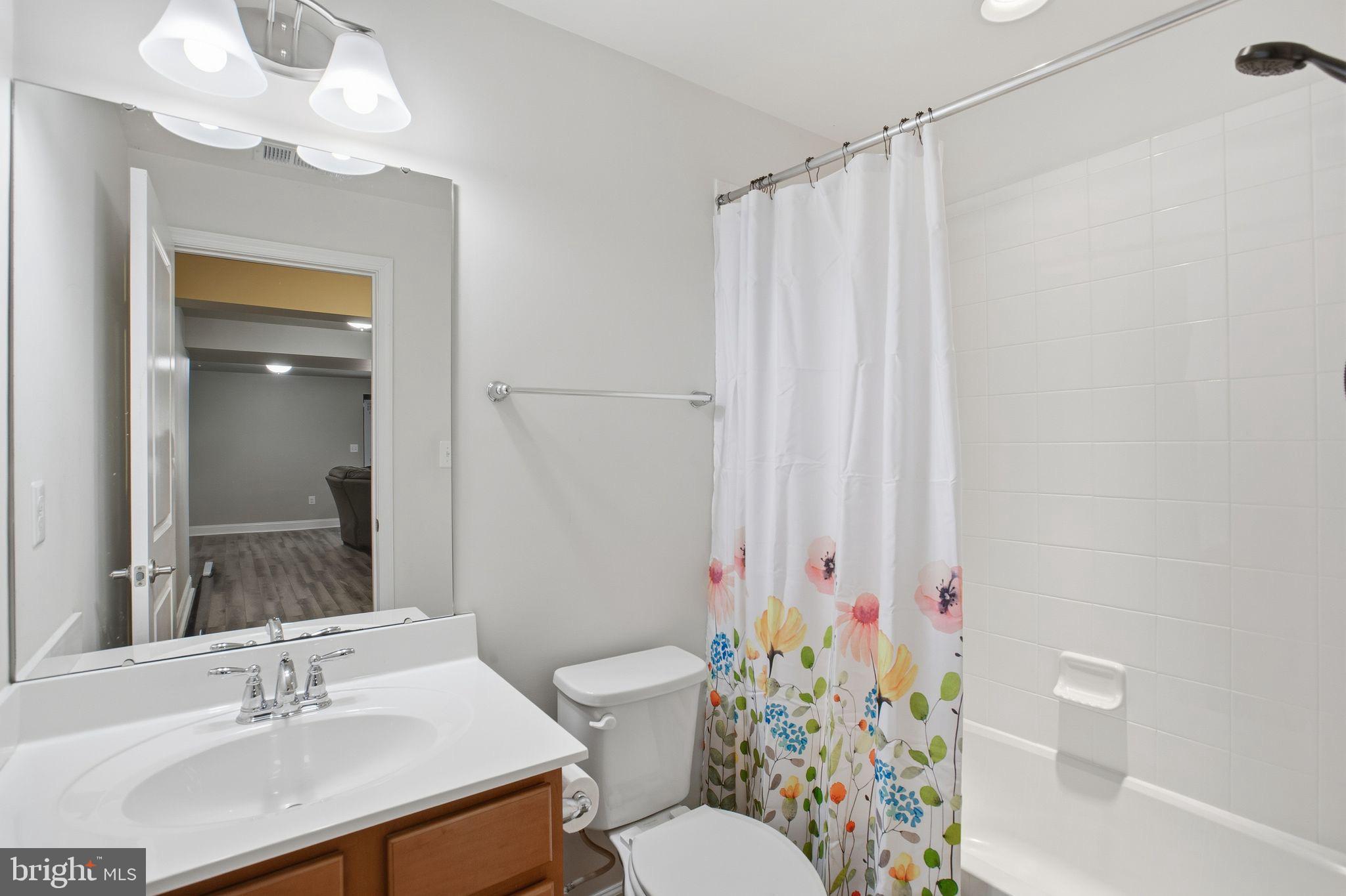 STAFFORD LANDING - Residential