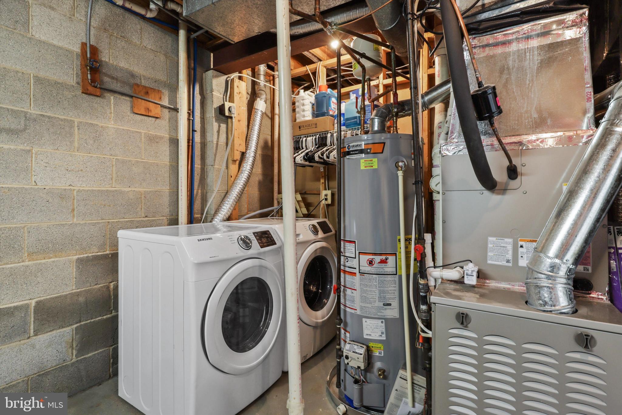 DALE CITY - Residential Lease