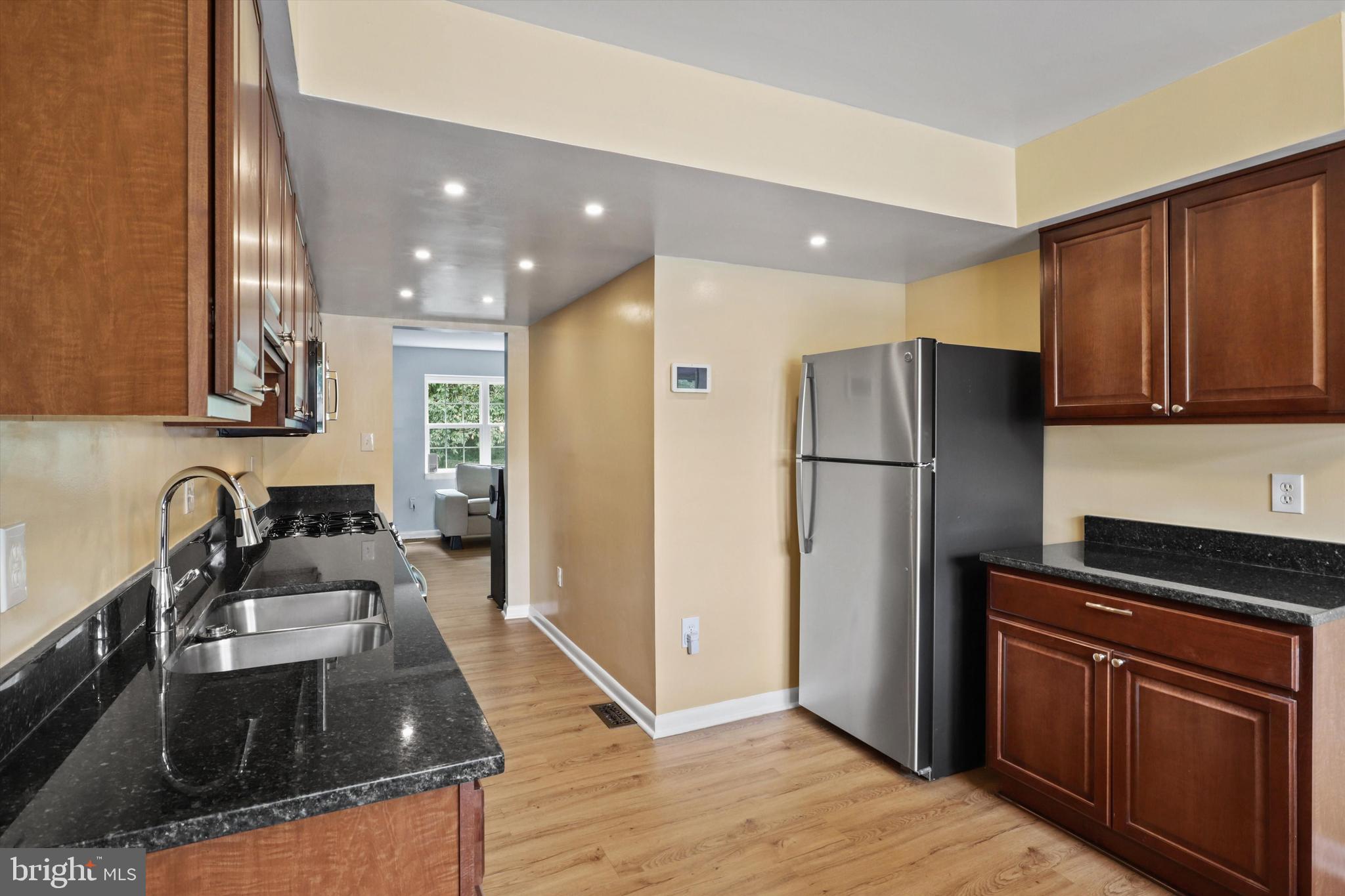 DALE CITY - Residential Lease