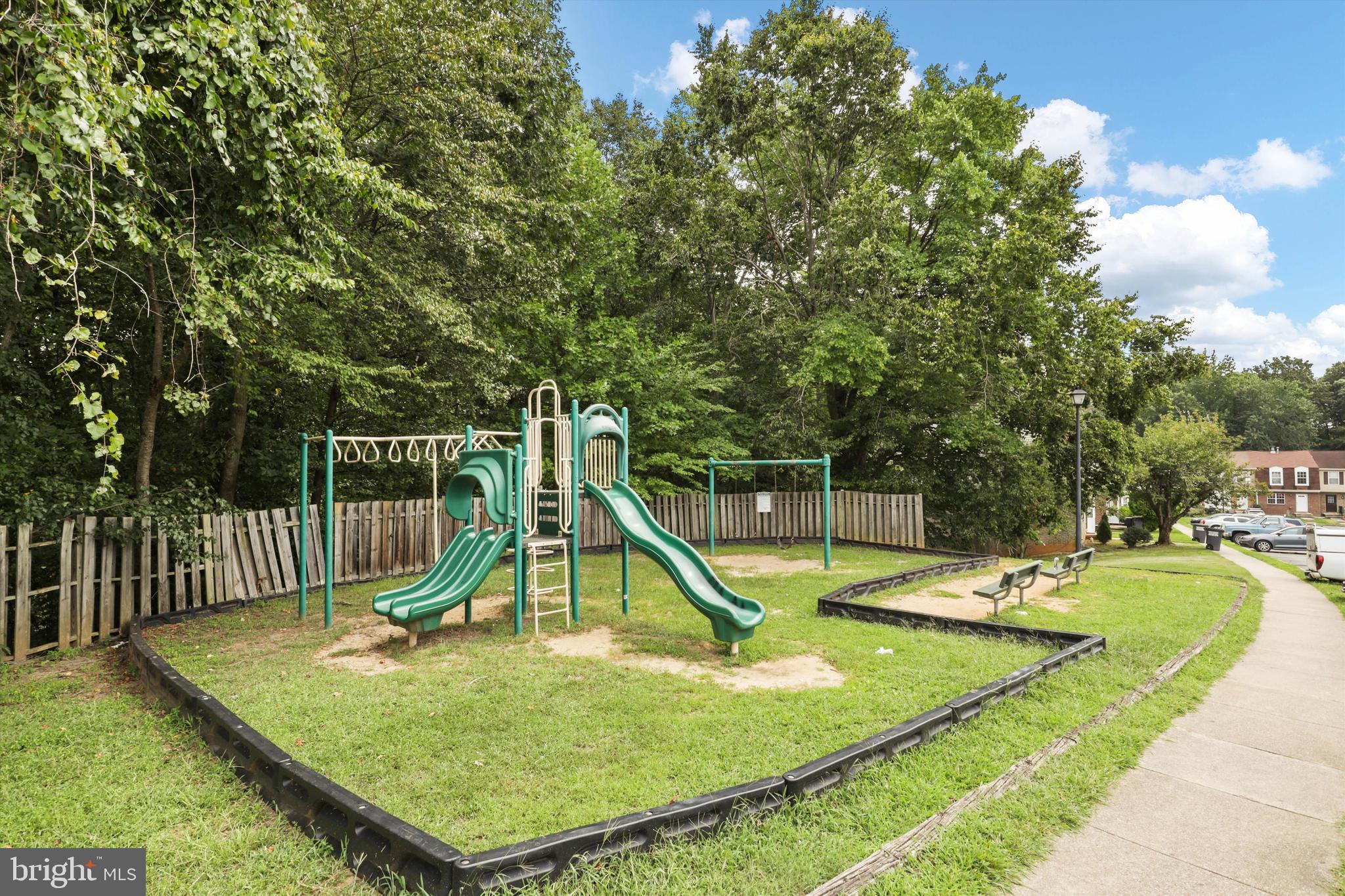 DALE CITY - Residential Lease