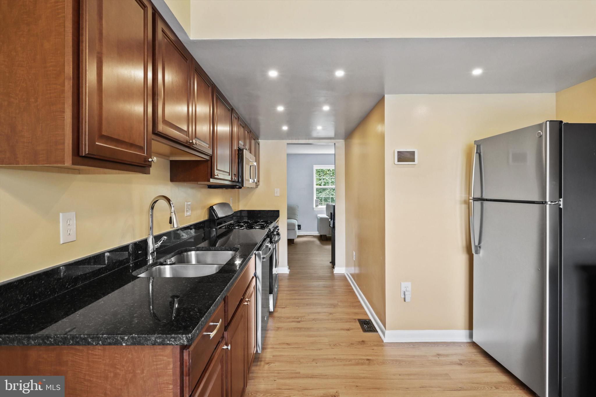 DALE CITY - Residential Lease