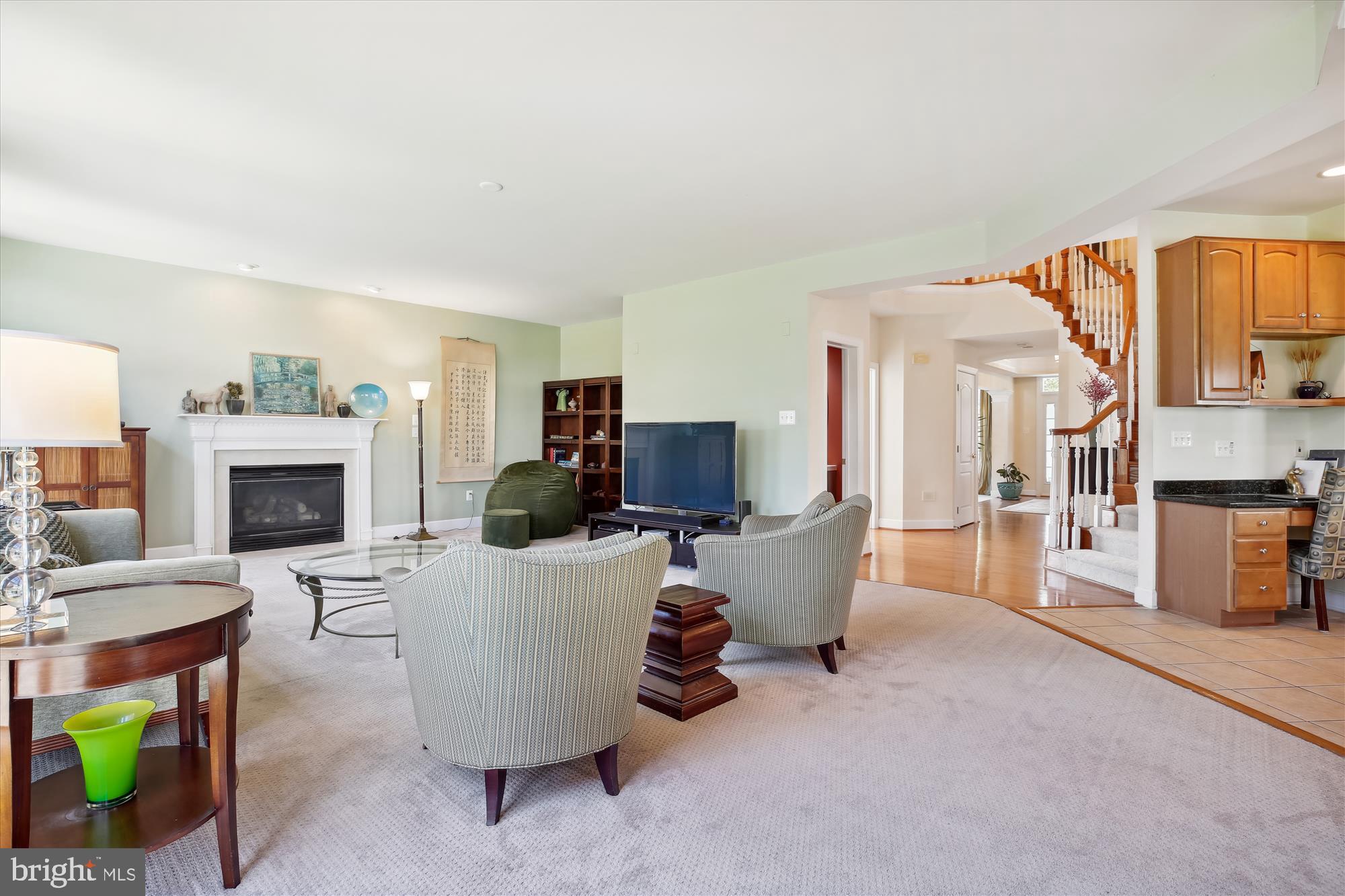 KINGS CROSSING - Residential