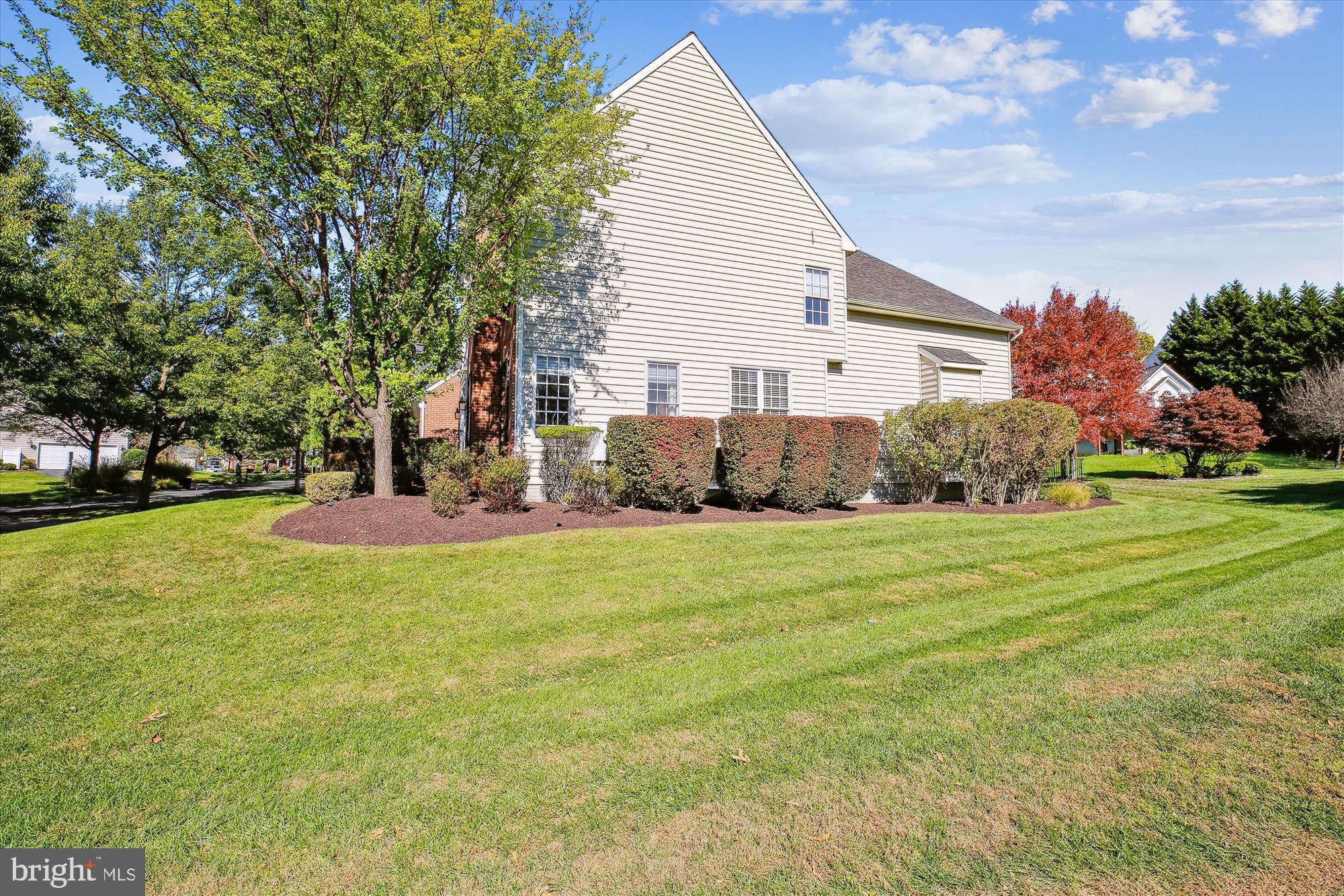 KINGS CROSSING - Residential