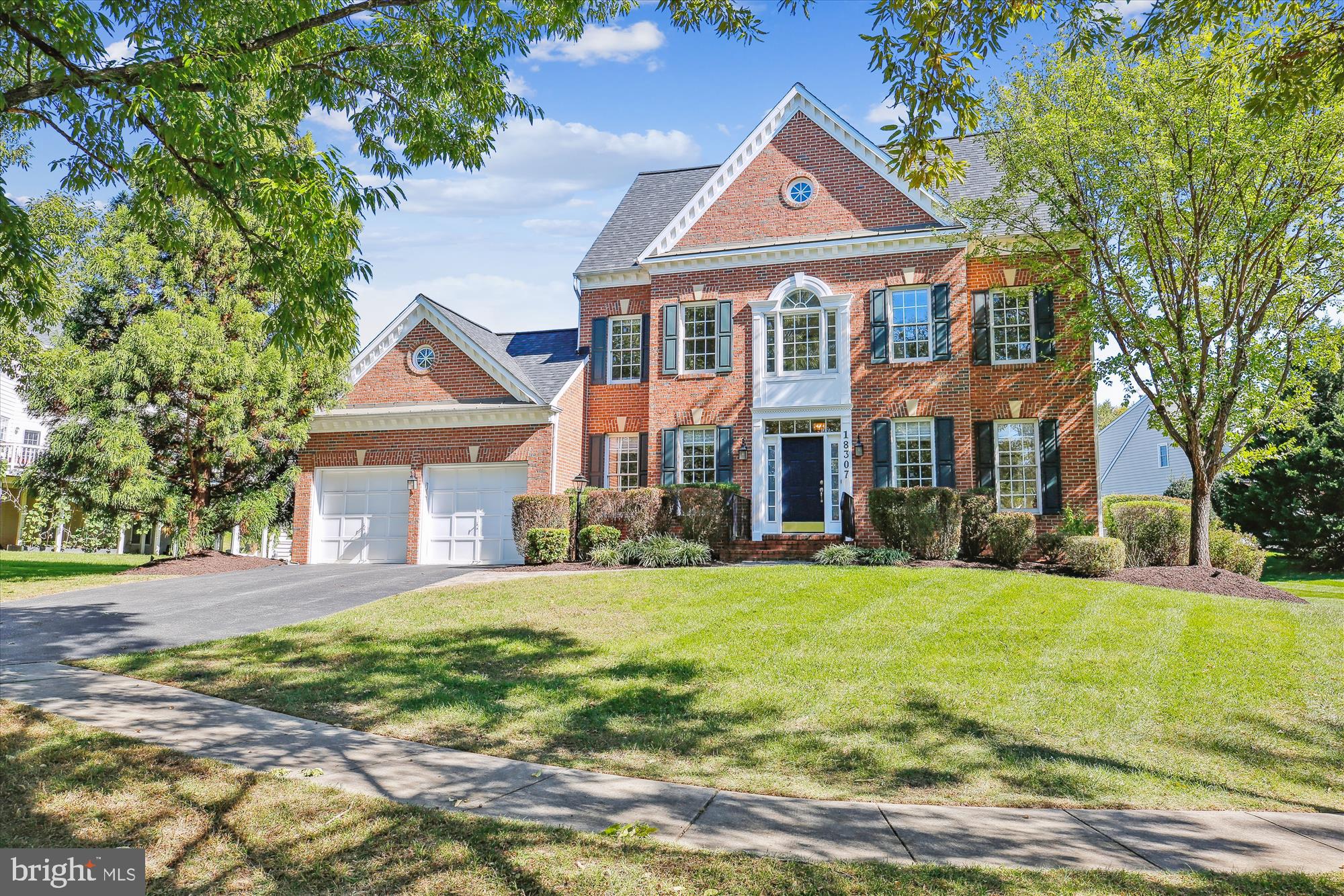 KINGS CROSSING - Residential