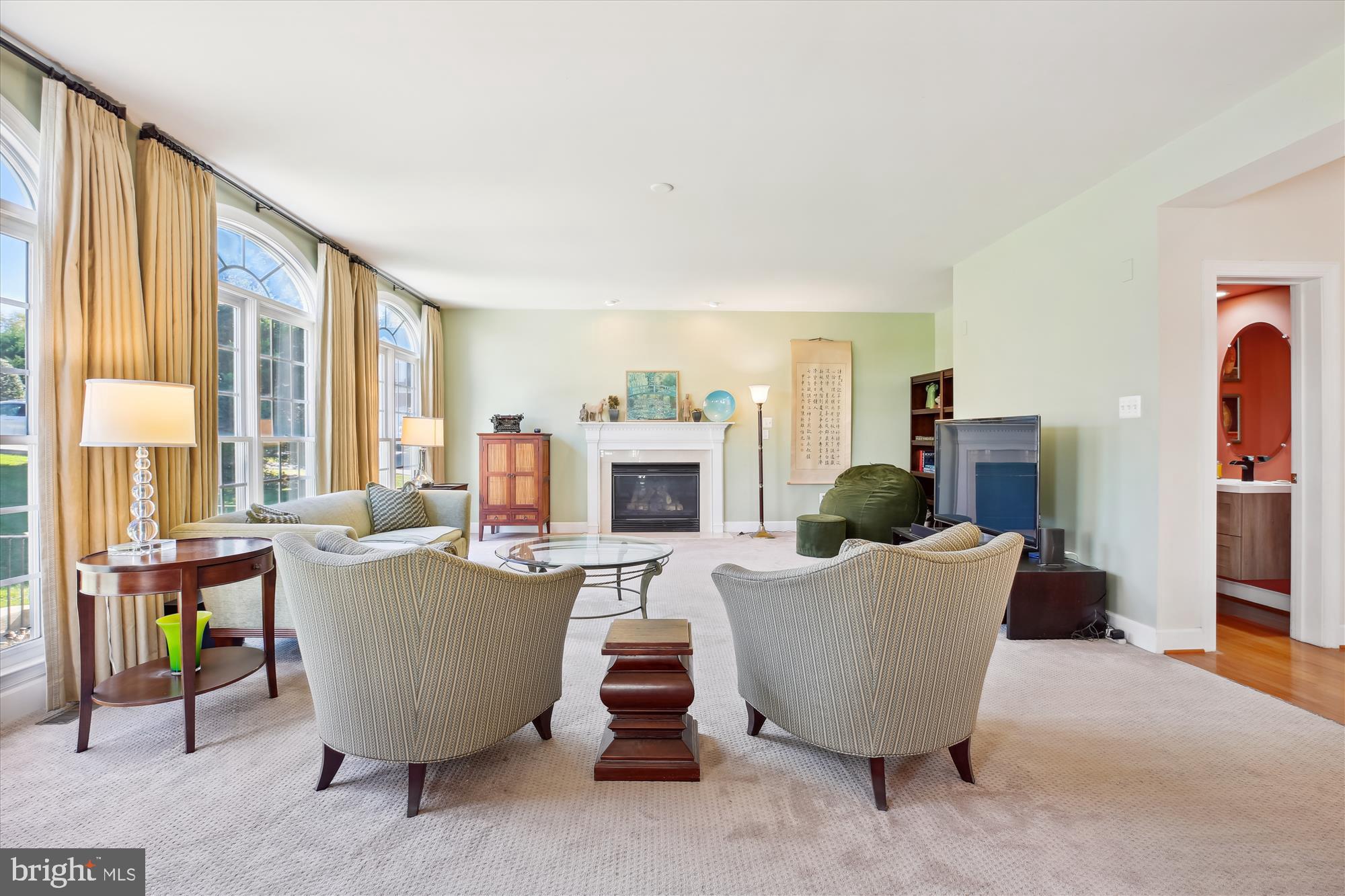 KINGS CROSSING - Residential