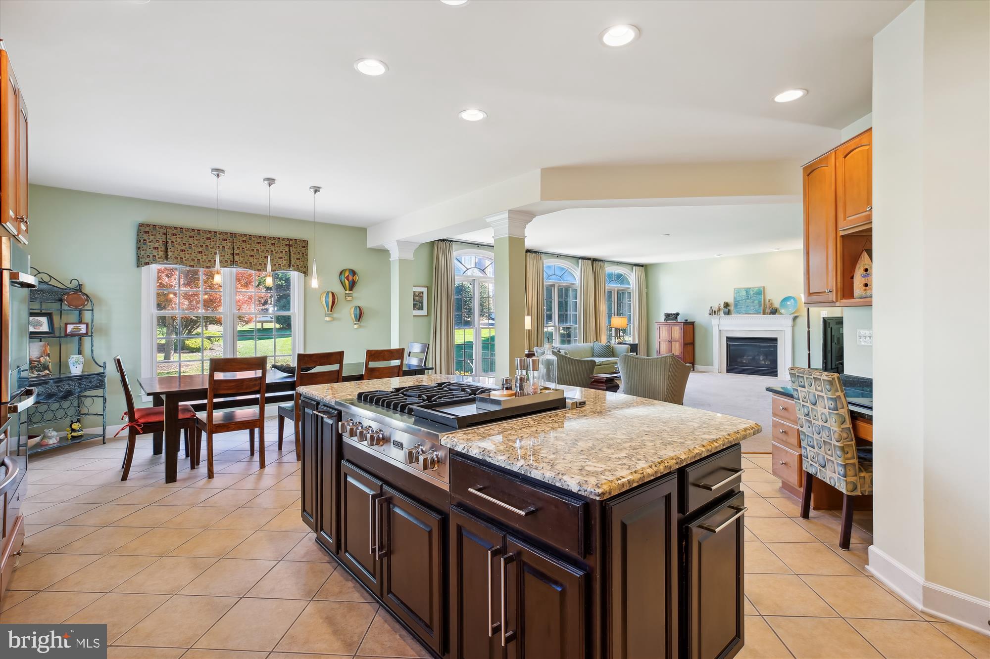 KINGS CROSSING - Residential