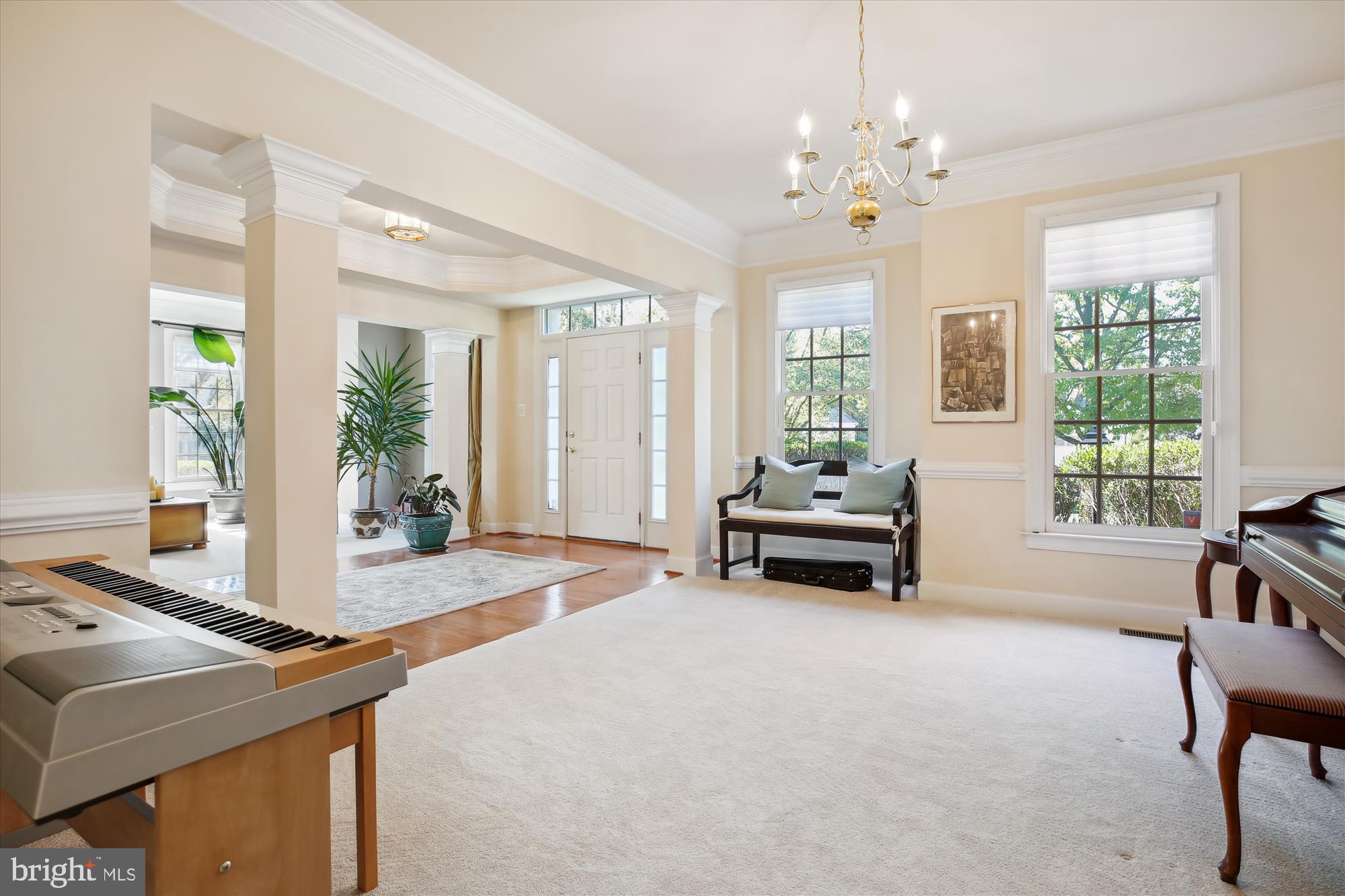 KINGS CROSSING - Residential