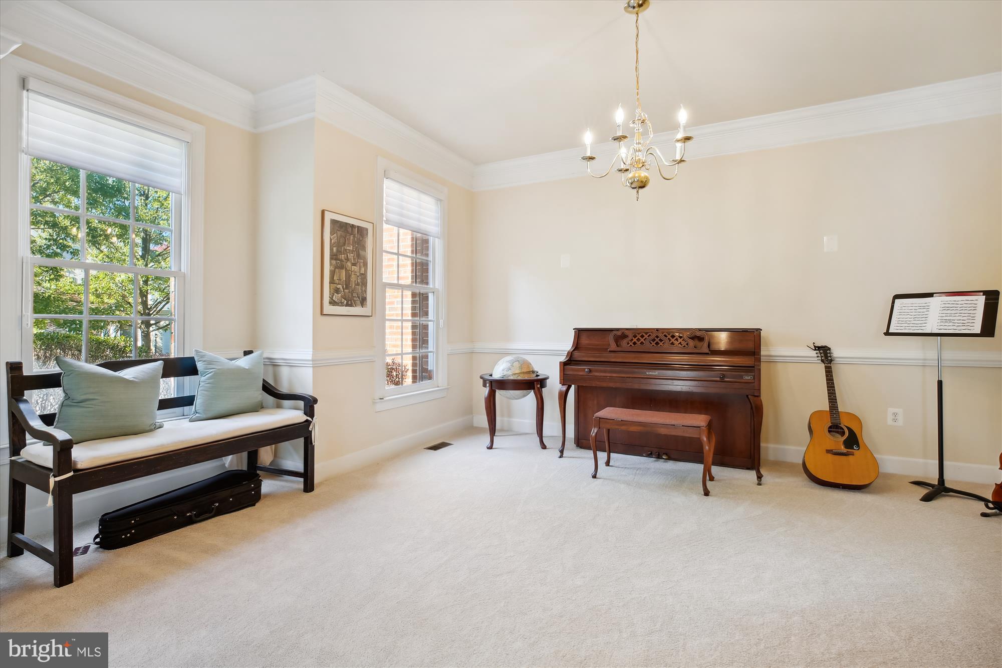 KINGS CROSSING - Residential