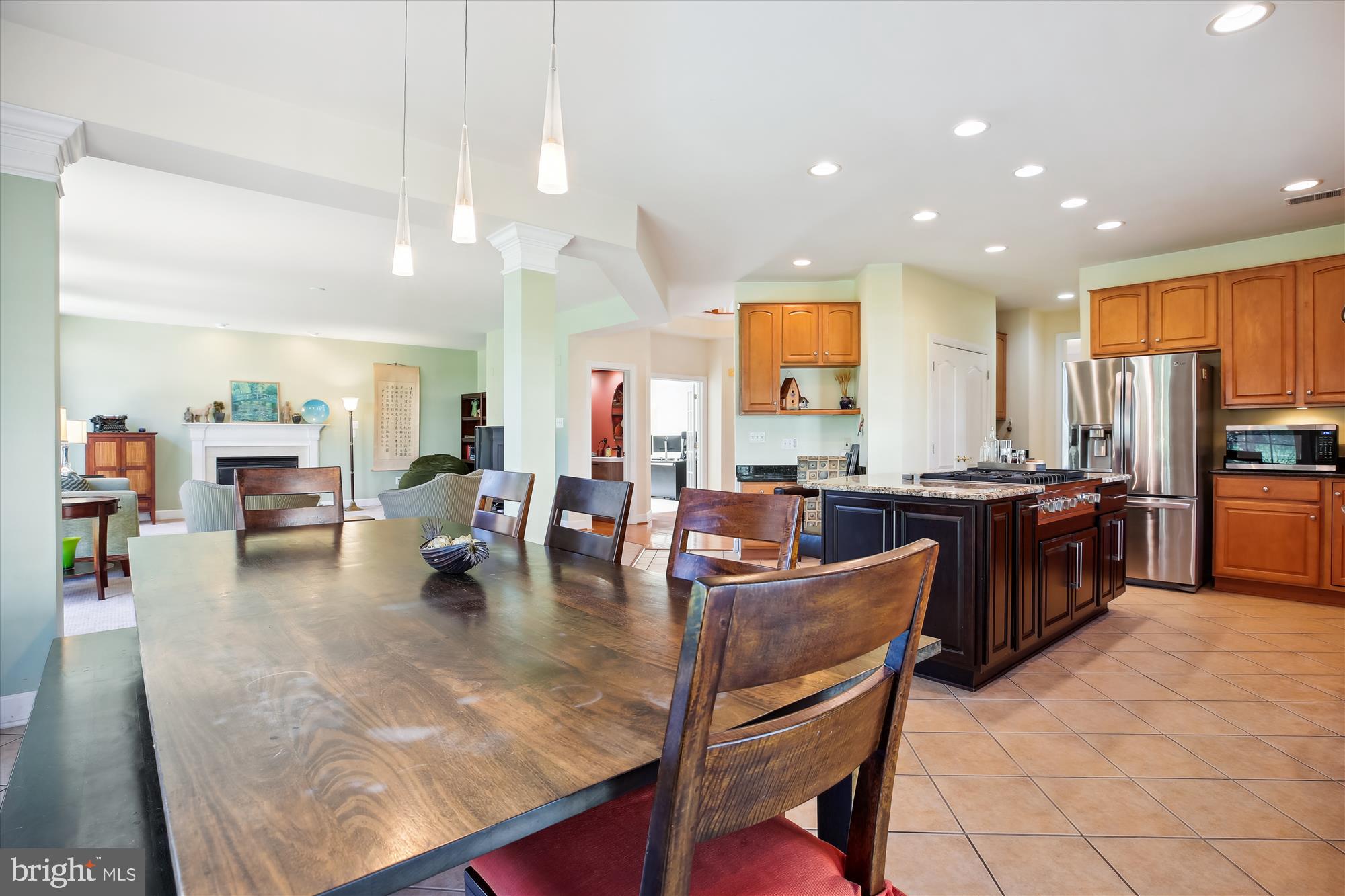 KINGS CROSSING - Residential