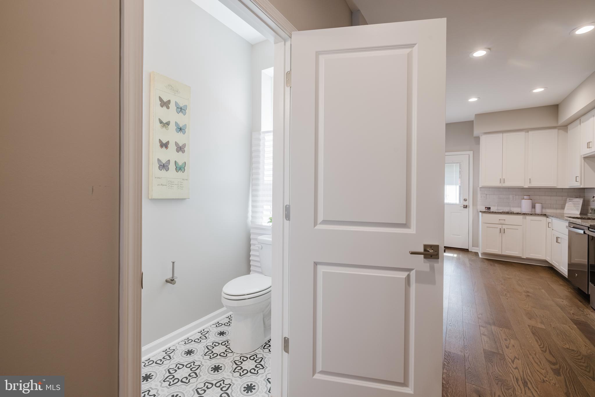JOHNSTON SQUARE - Residential