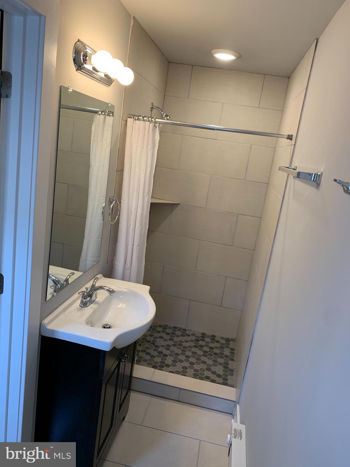 CANTON - Residential Lease