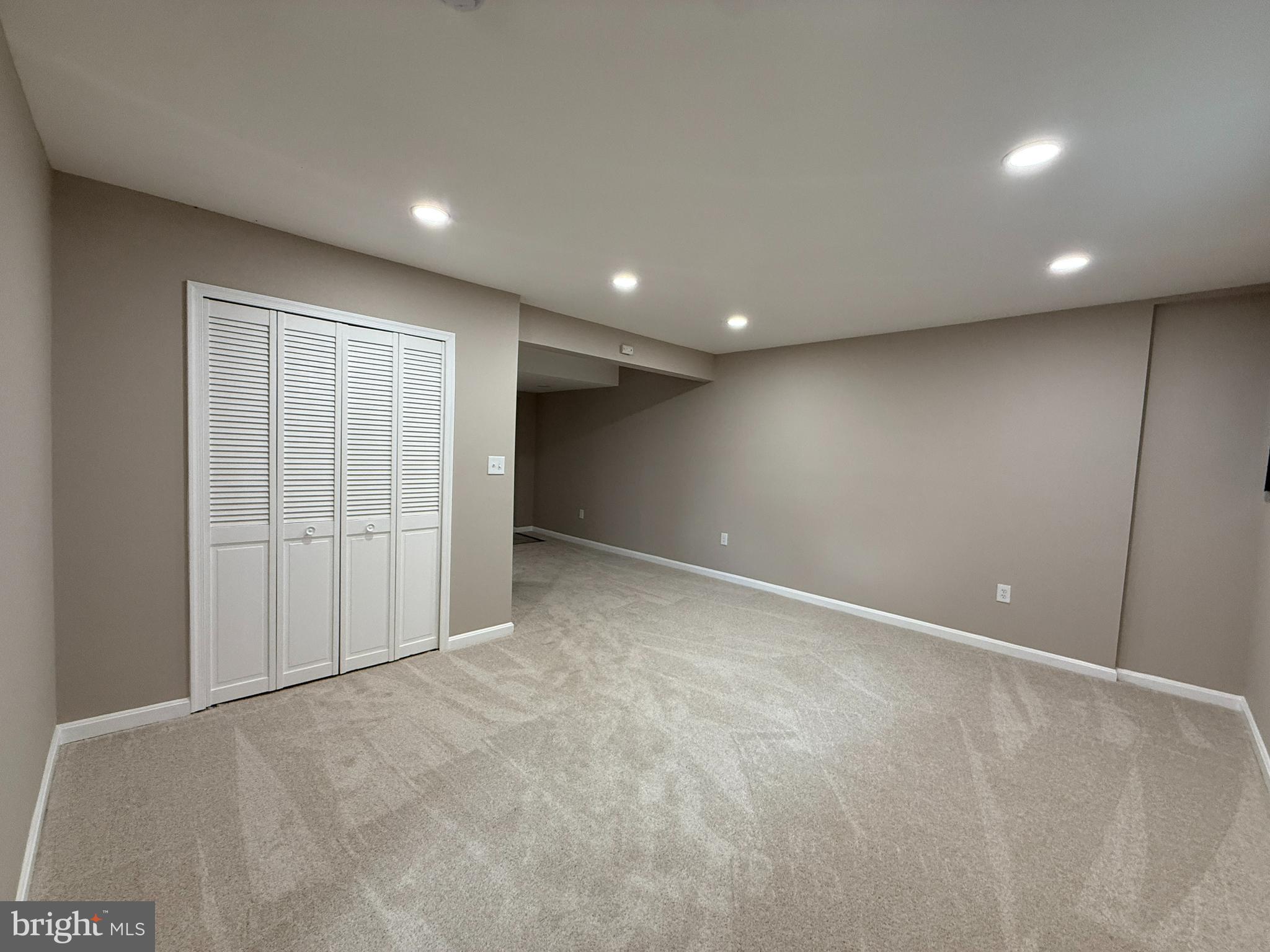 OXON RUN HILLS - Residential