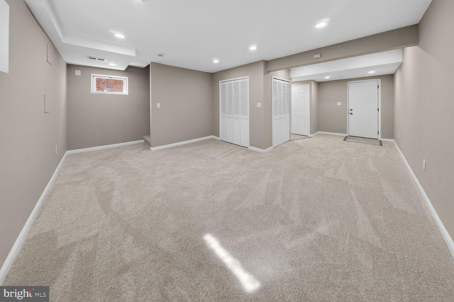 OXON RUN HILLS - Residential