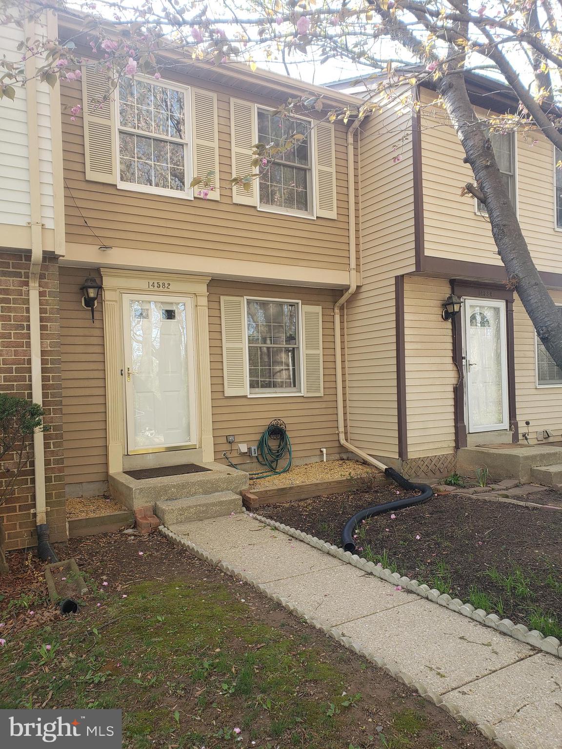 OAK SPRINGS - Residential Lease