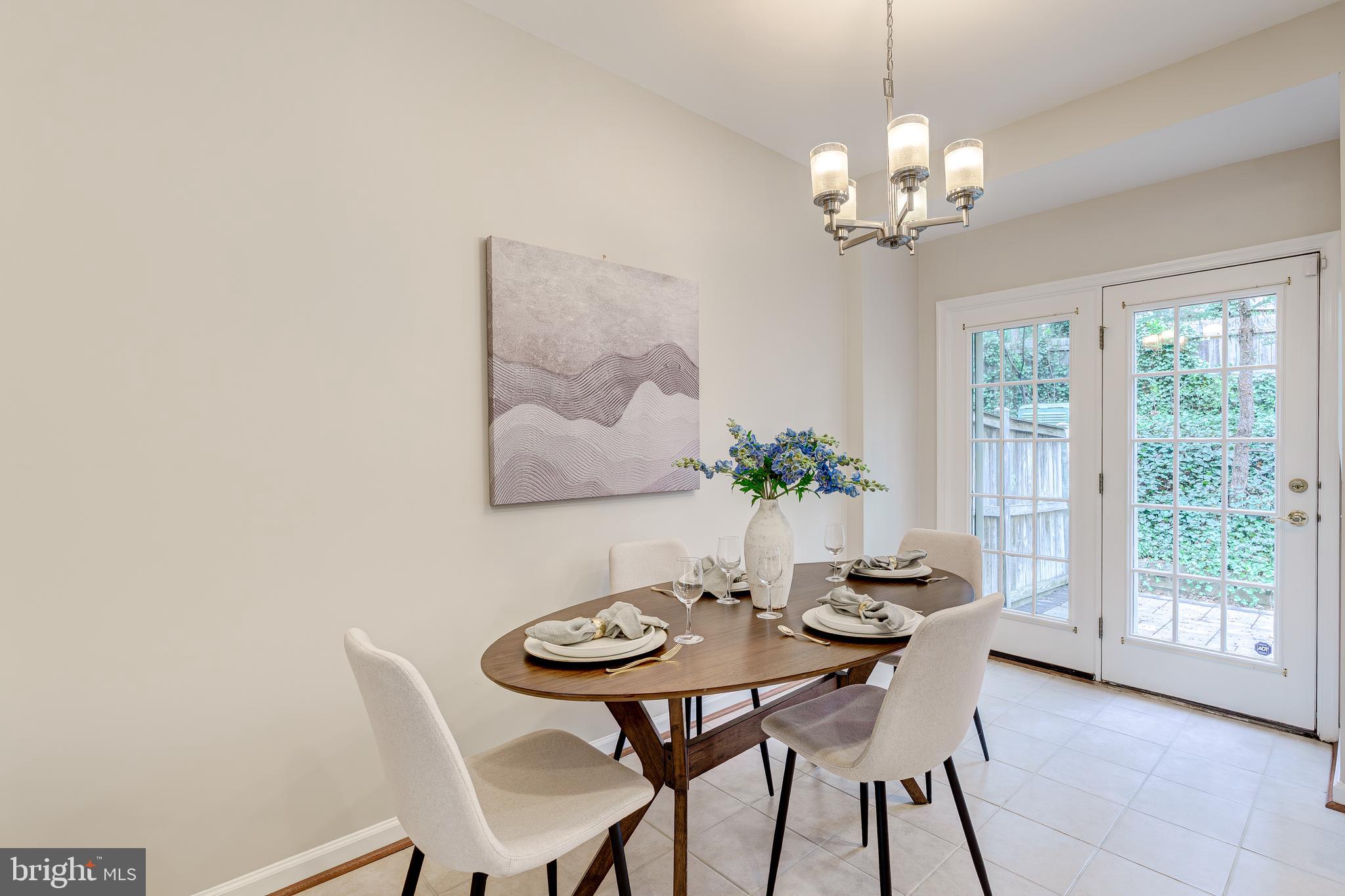 CEDAR LAKES - Residential