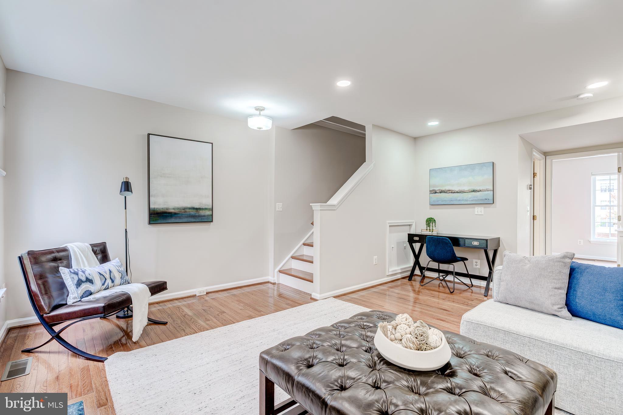 CEDAR LAKES - Residential