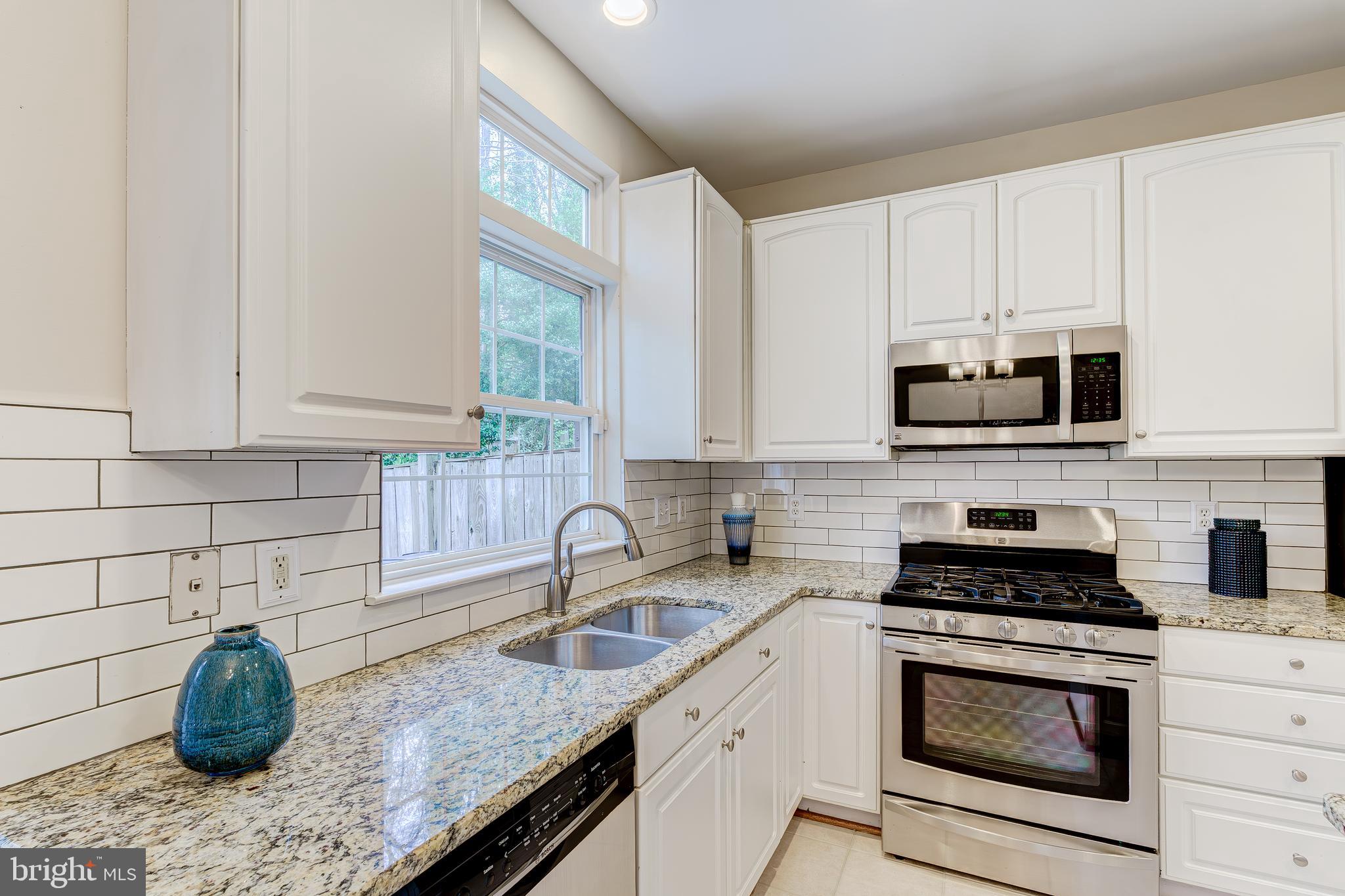 CEDAR LAKES - Residential