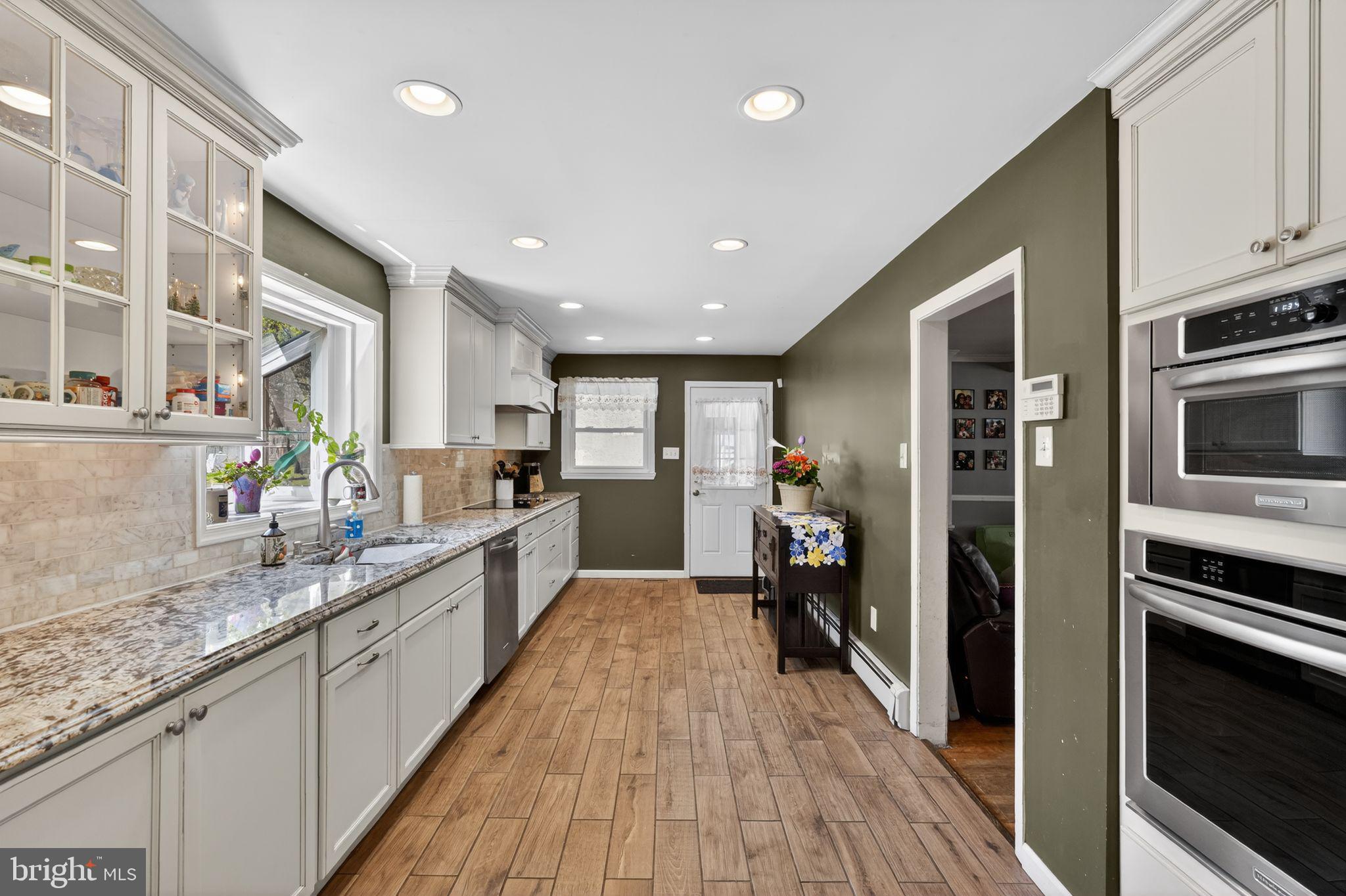 GLEN ASHTON FARMS - Residential