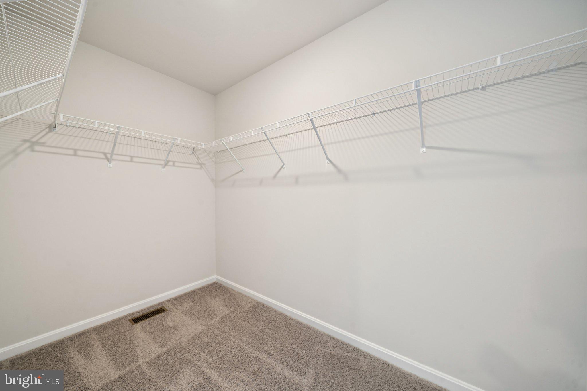 LADYSMITH VILLAGE - Residential